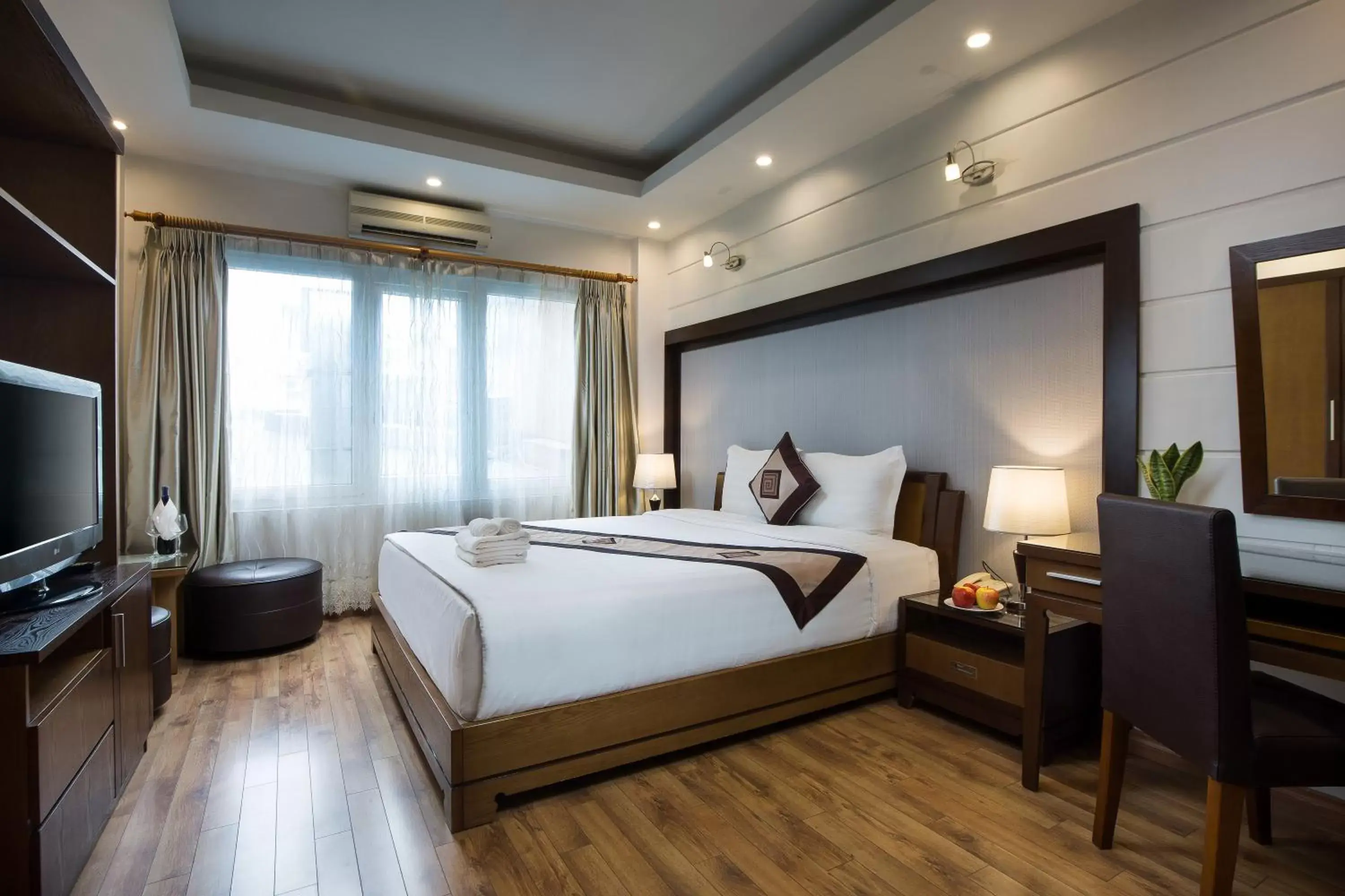 Deluxe Double Room in Splendid Star Grand Hotel and Spa Deluxe Double Room in Splendid Star Grand Hotel and Spa