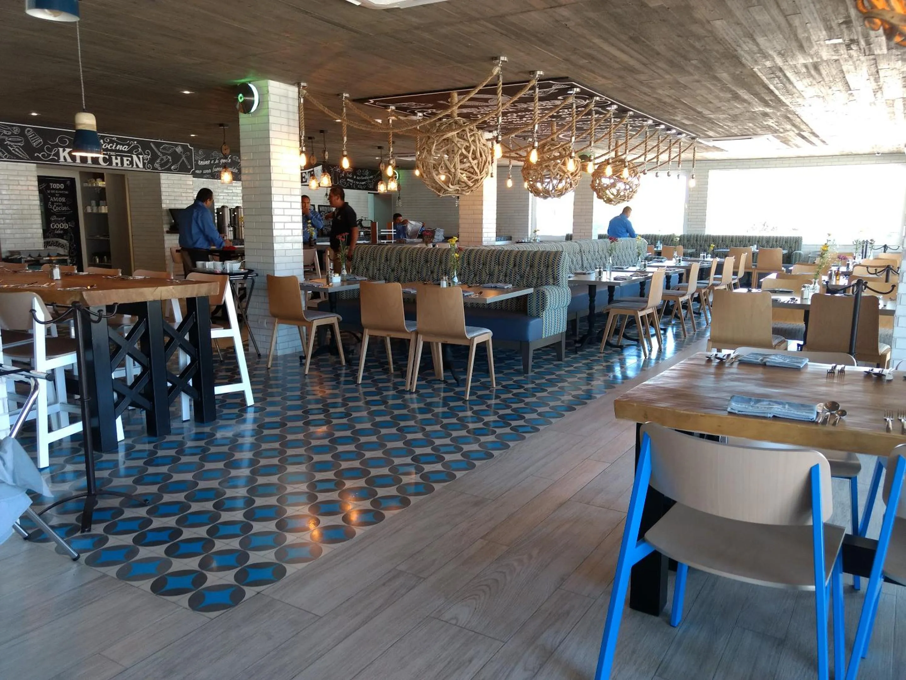 Restaurant/places to eat in Marinaterra Hotel & Spa