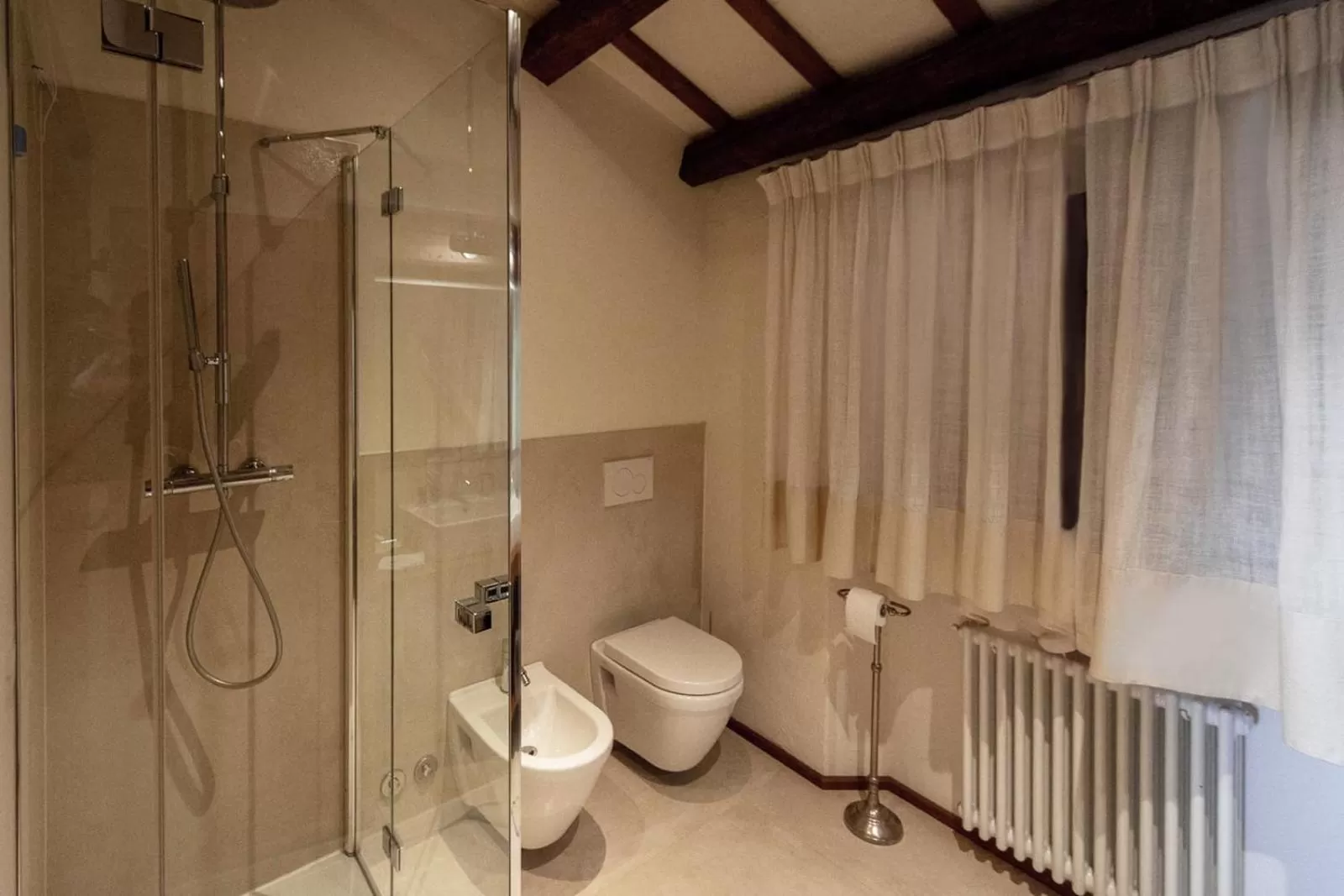 Shower in Agriturismo La Vigna di Sarah