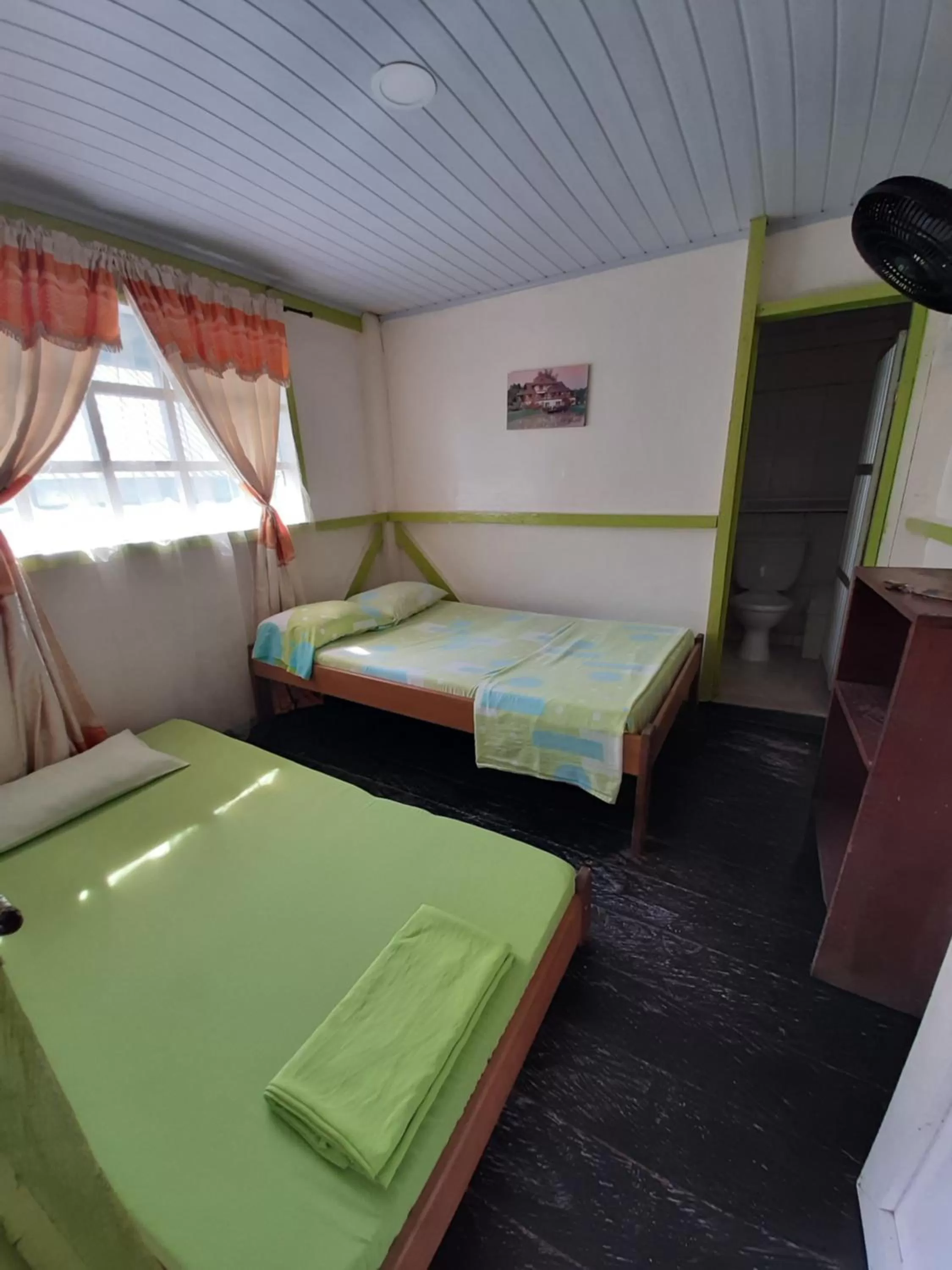 Photo of the whole room, Bed in Ecocabañas Manguare