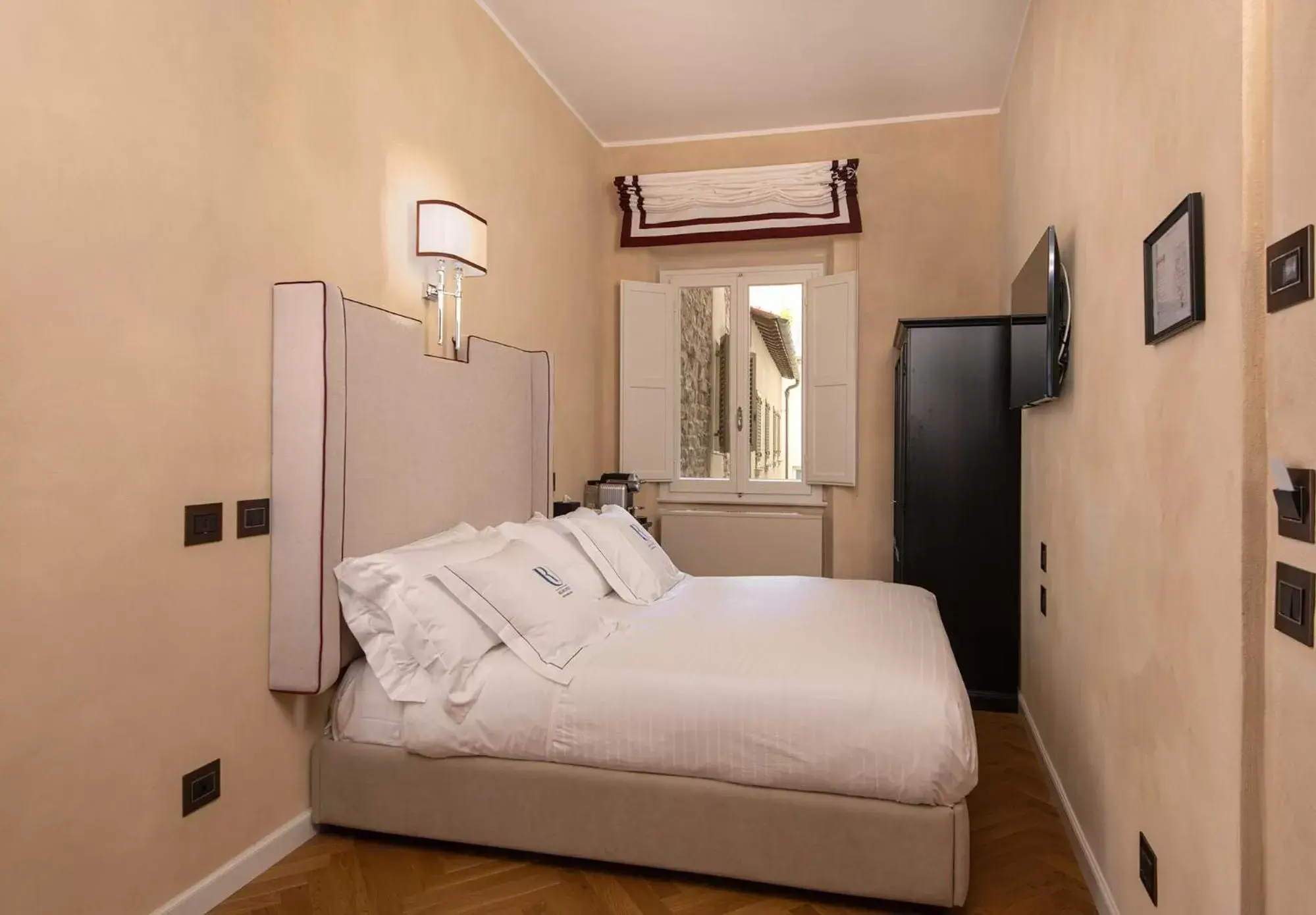 Small Double Room in Relais Uffizi Small Double Room in Relais Uffizi