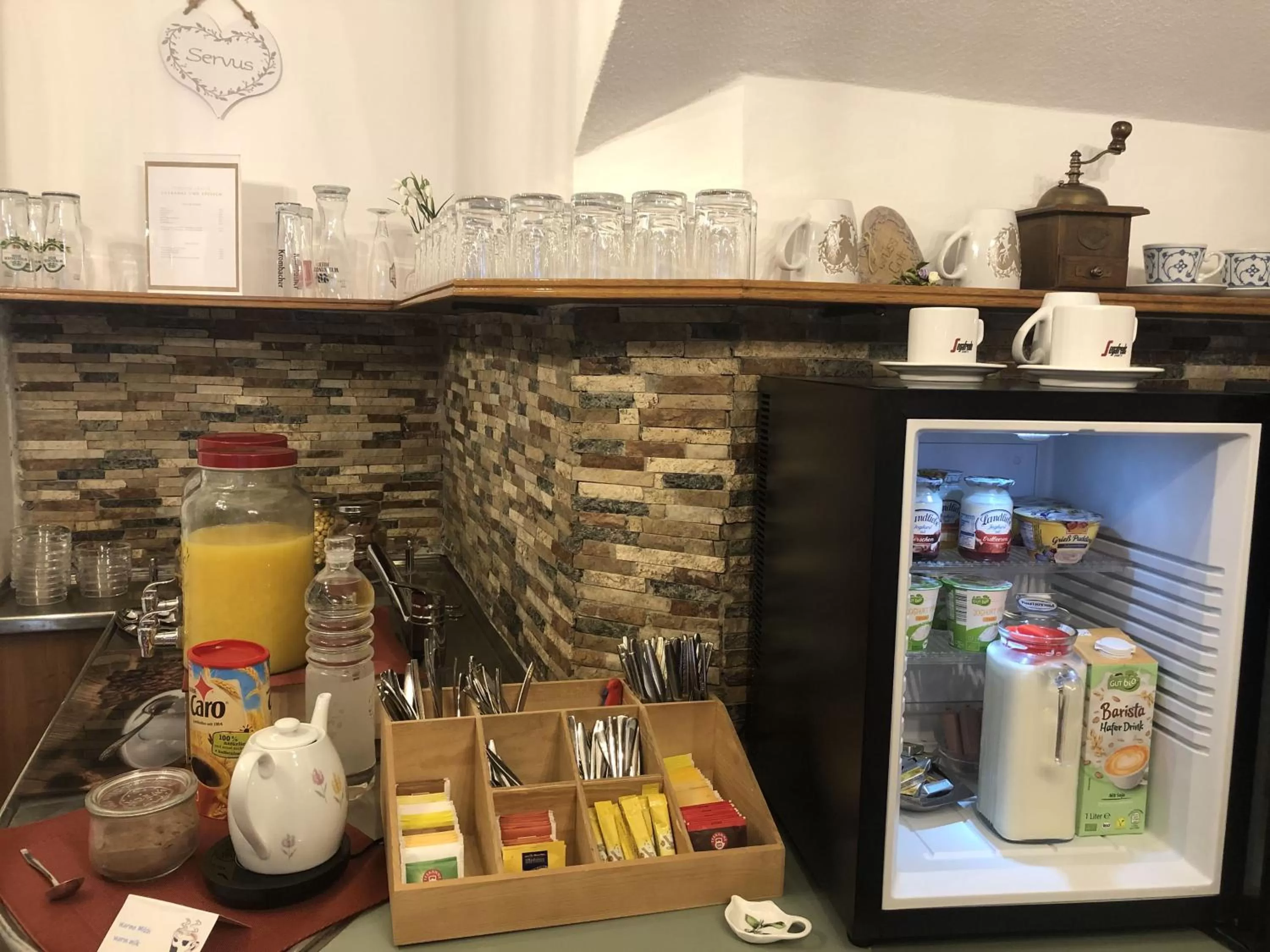 Kitchen/Kitchenette in Pension und Ferienwohnung Frech
