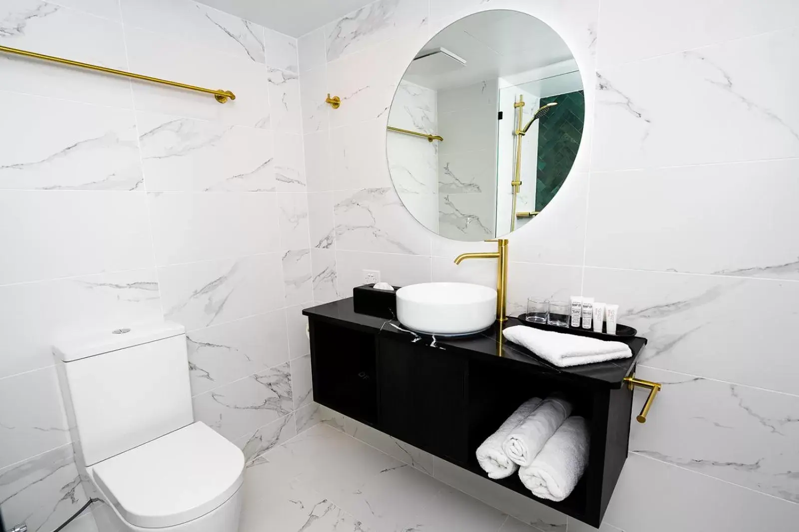 Standard King Room in The Benson Hotel Standard King Room in The Benson Hotel