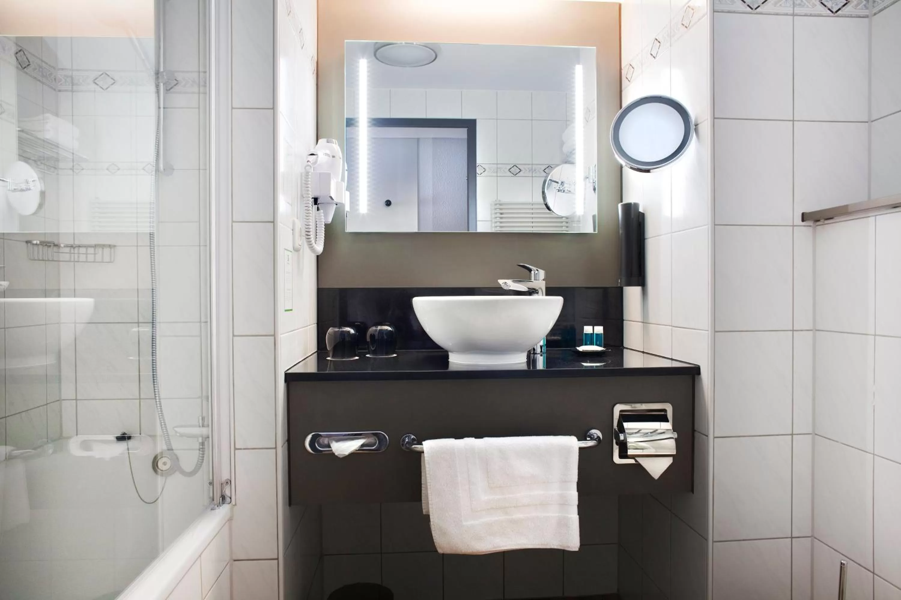 Bathroom in Holiday Inn Dresden - City South, an IHG Hotel