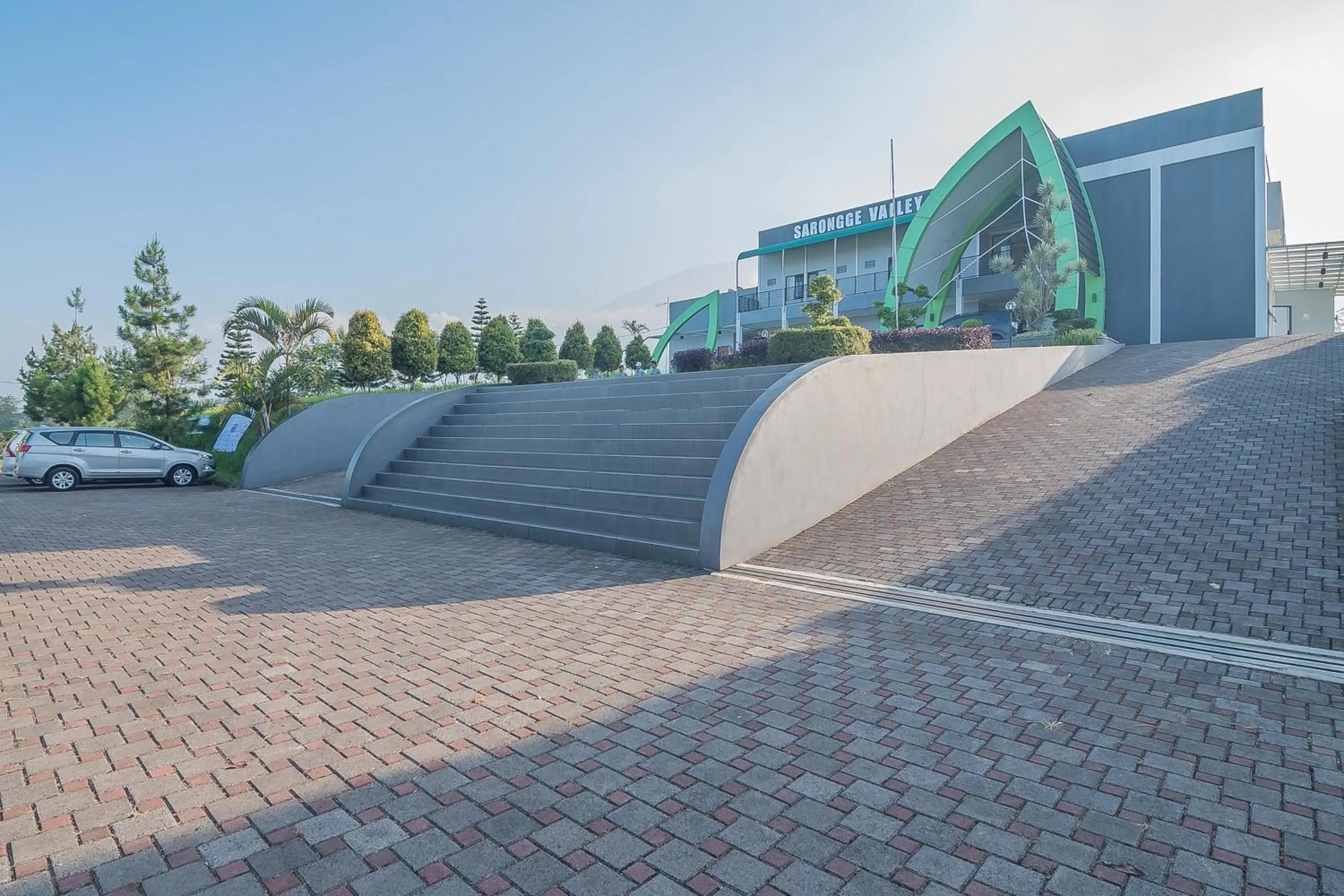 Property logo or sign in RedDoorz Syariah @ Sarongge Cianjur