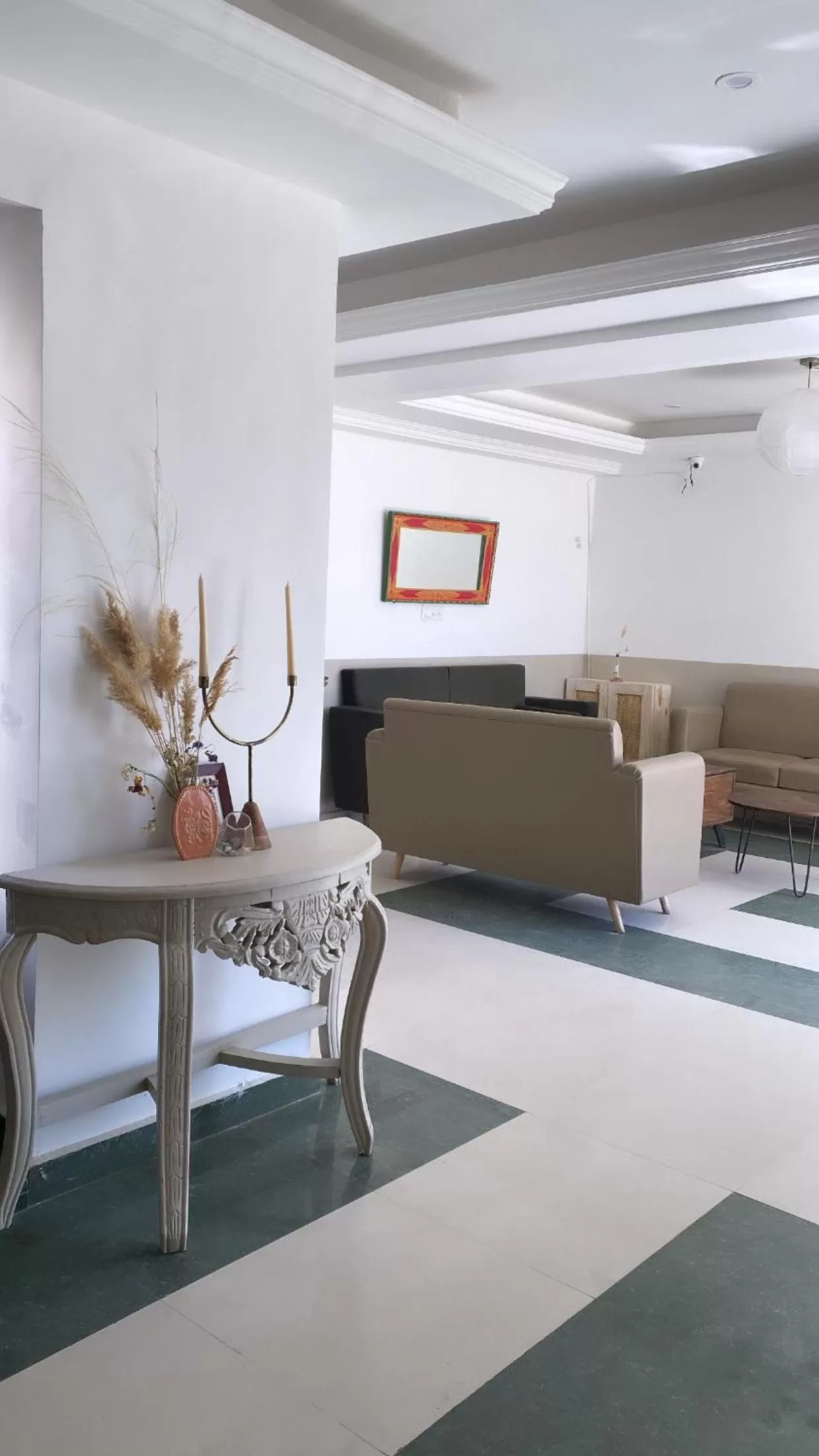 Seating Area in Yarab Tso