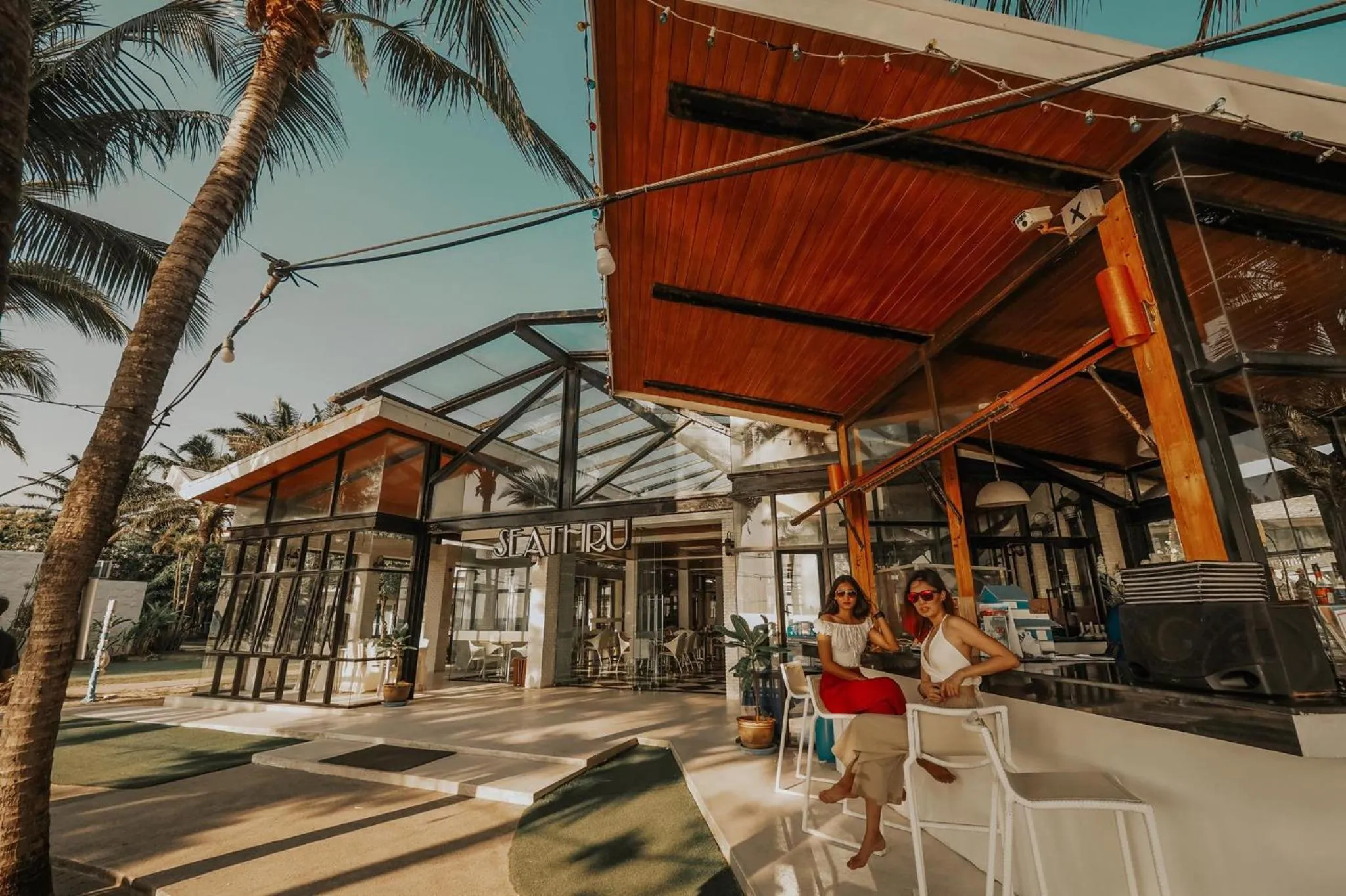 Restaurant/places to eat in Chaolao Tosang Beach Hotel