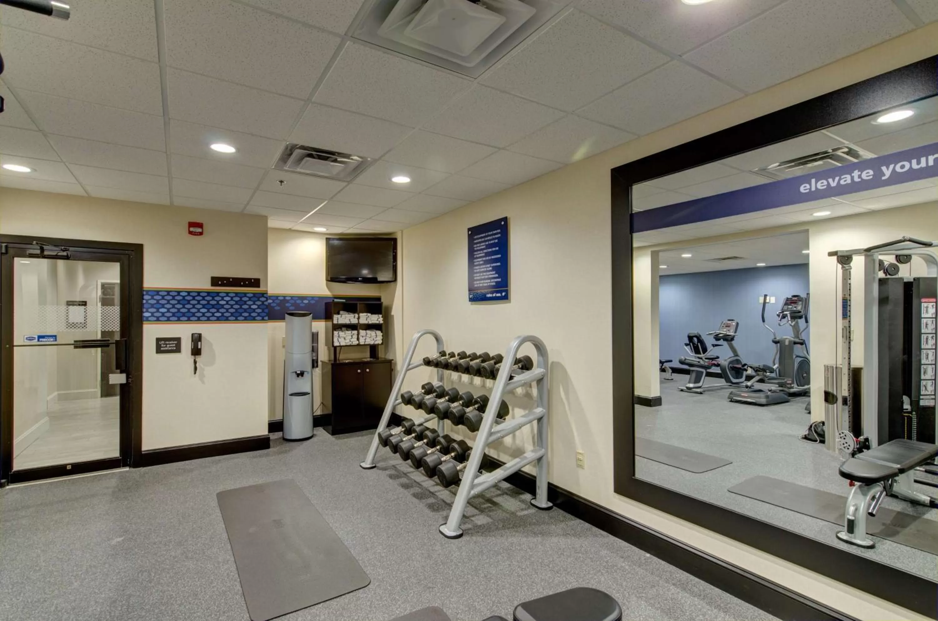 Fitness centre/facilities in Hampton Inn Salem