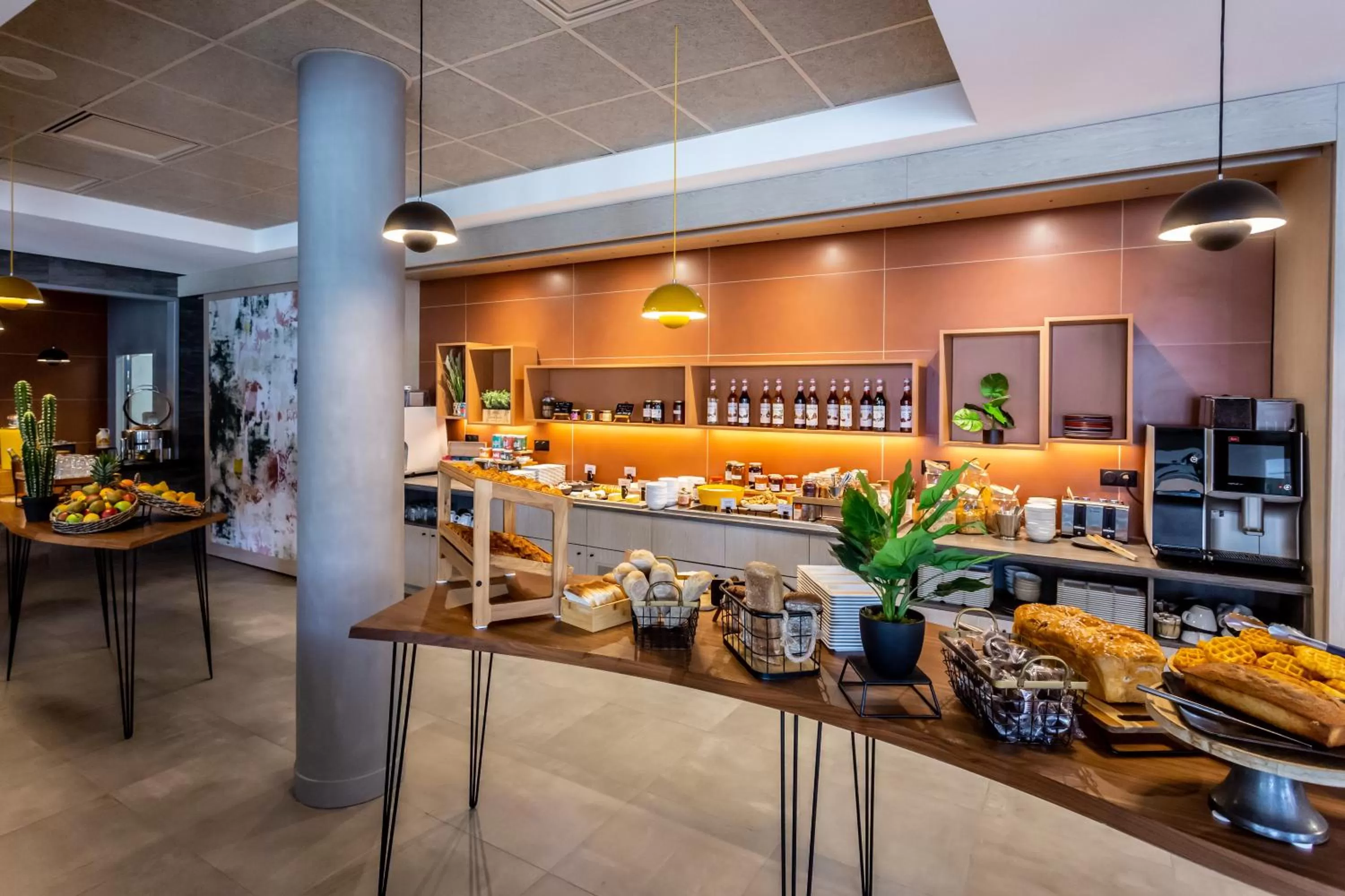 Breakfast in Novotel Bourges