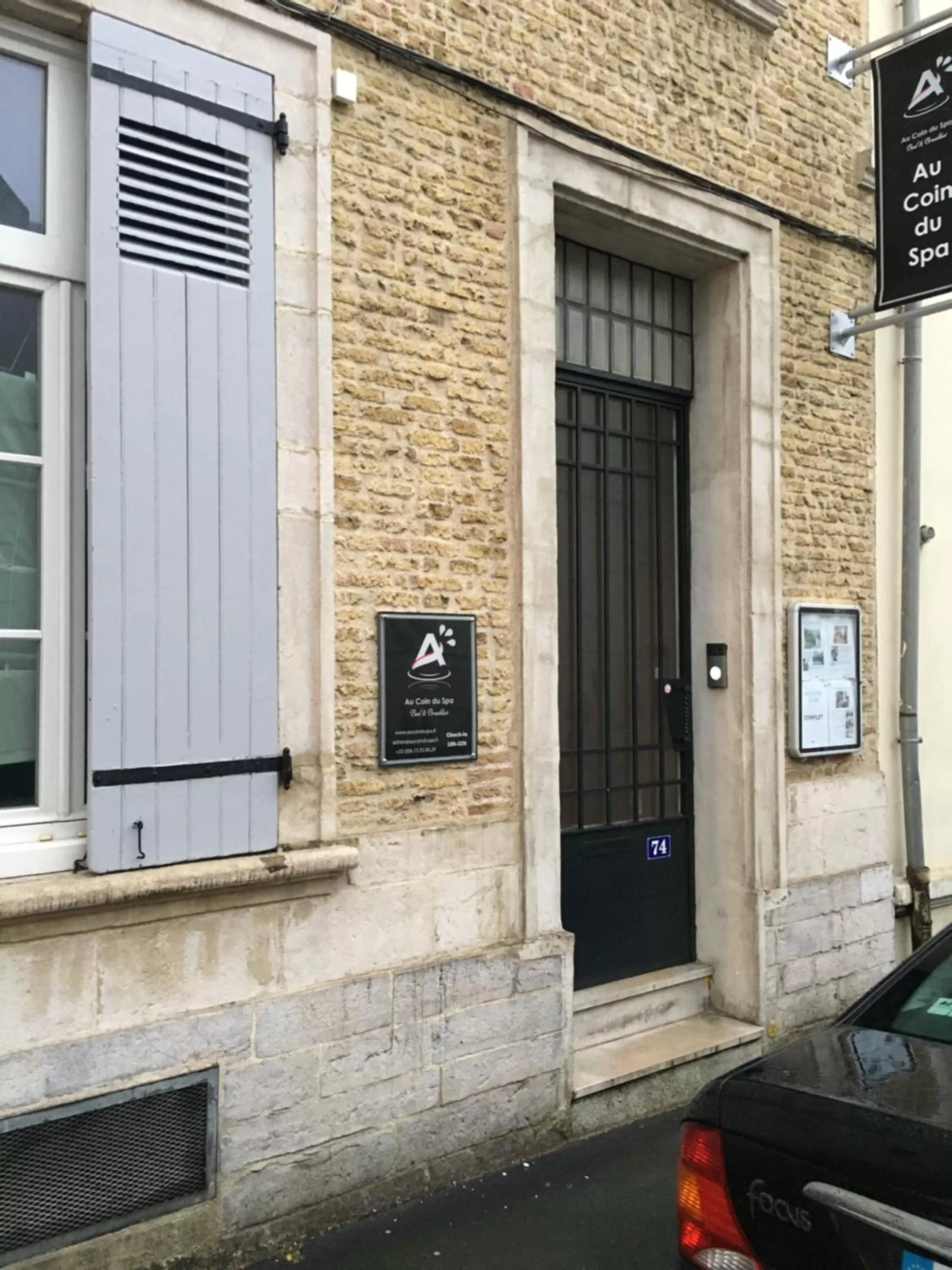 Facade/entrance in Chambres d'Hôtes Au coin du spa