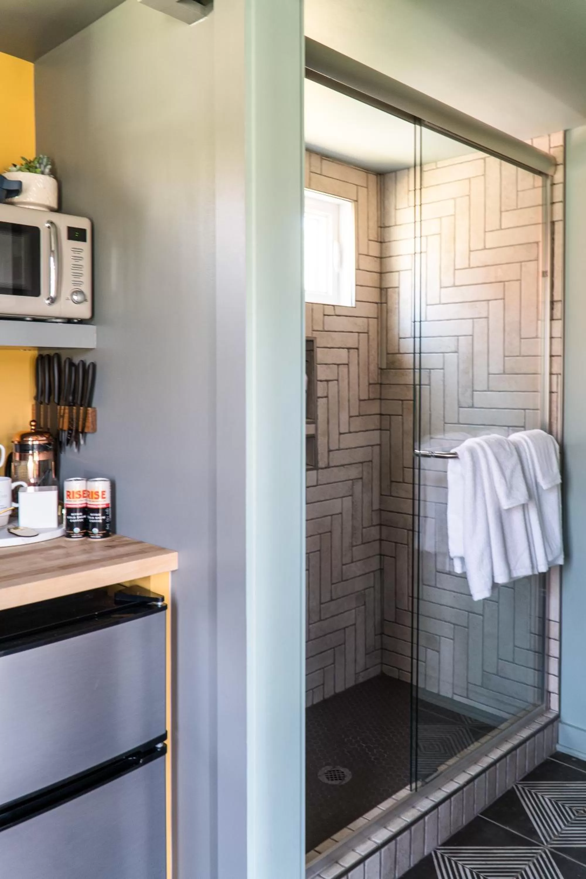 Bathroom in Ironwood Grove, Tiny House Hotel