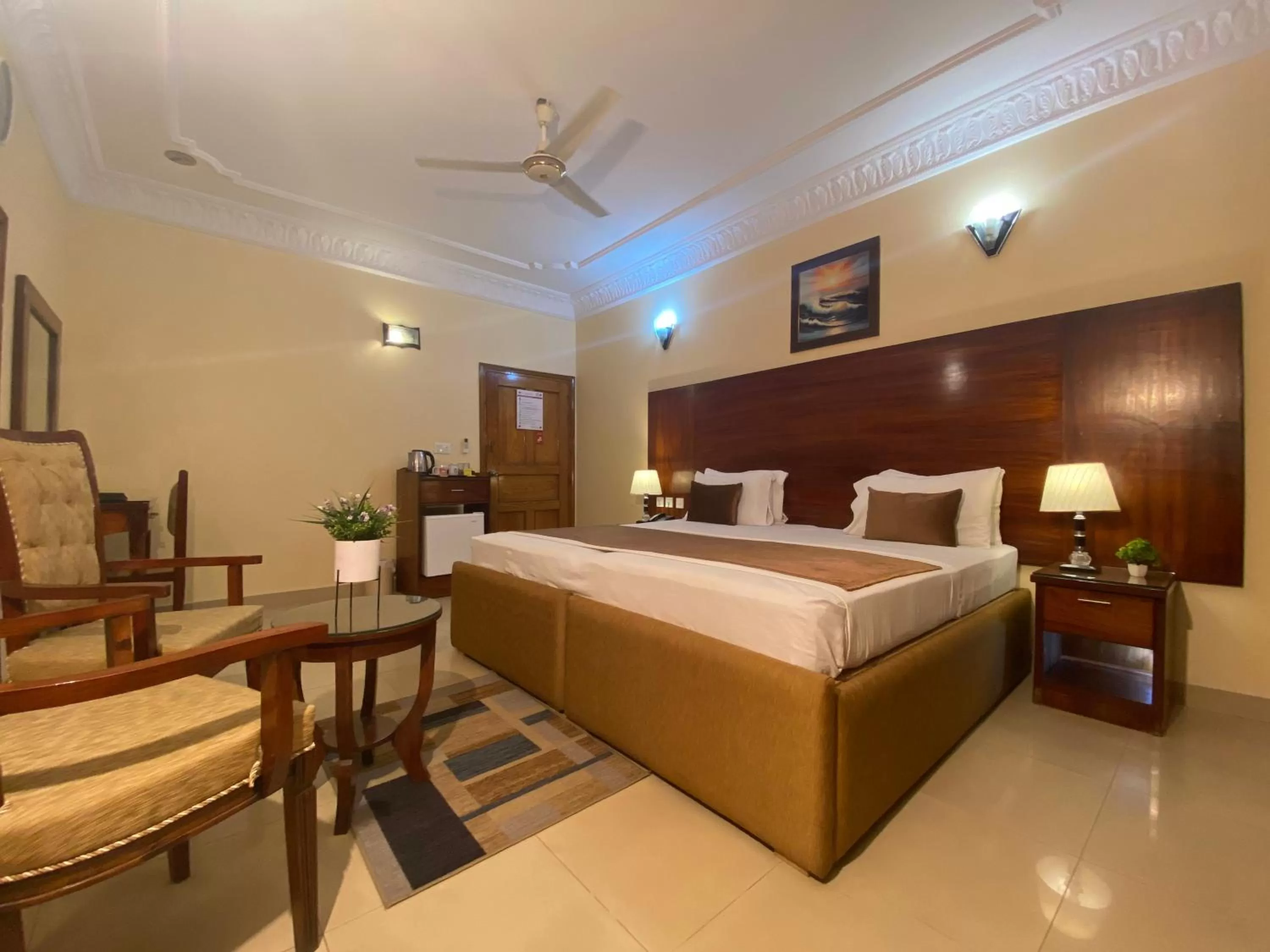 Bed in World Inn Karachi