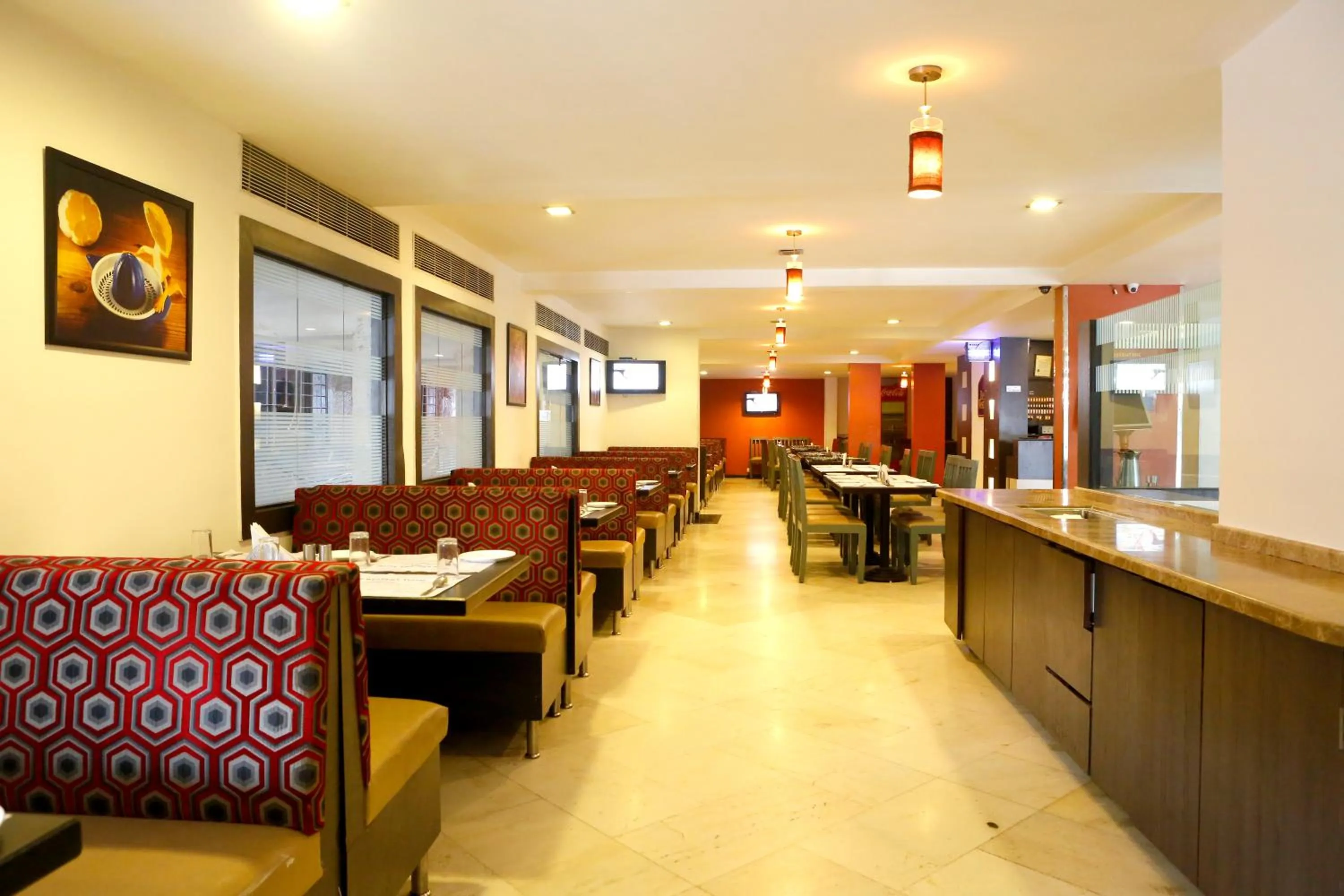 Restaurant/Places to Eat in Best Western Yuvraj