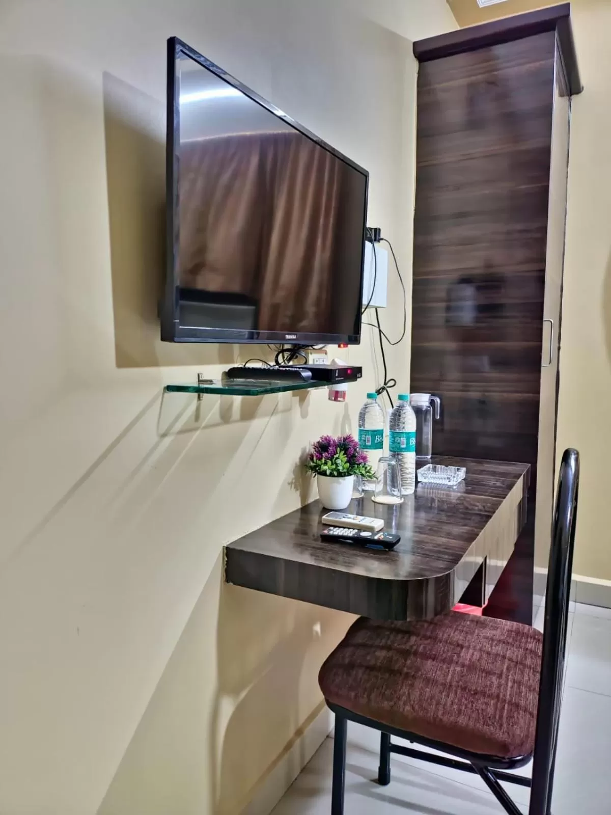 TV/Entertainment Center in Bhimas Inn - Near Central Railway Station