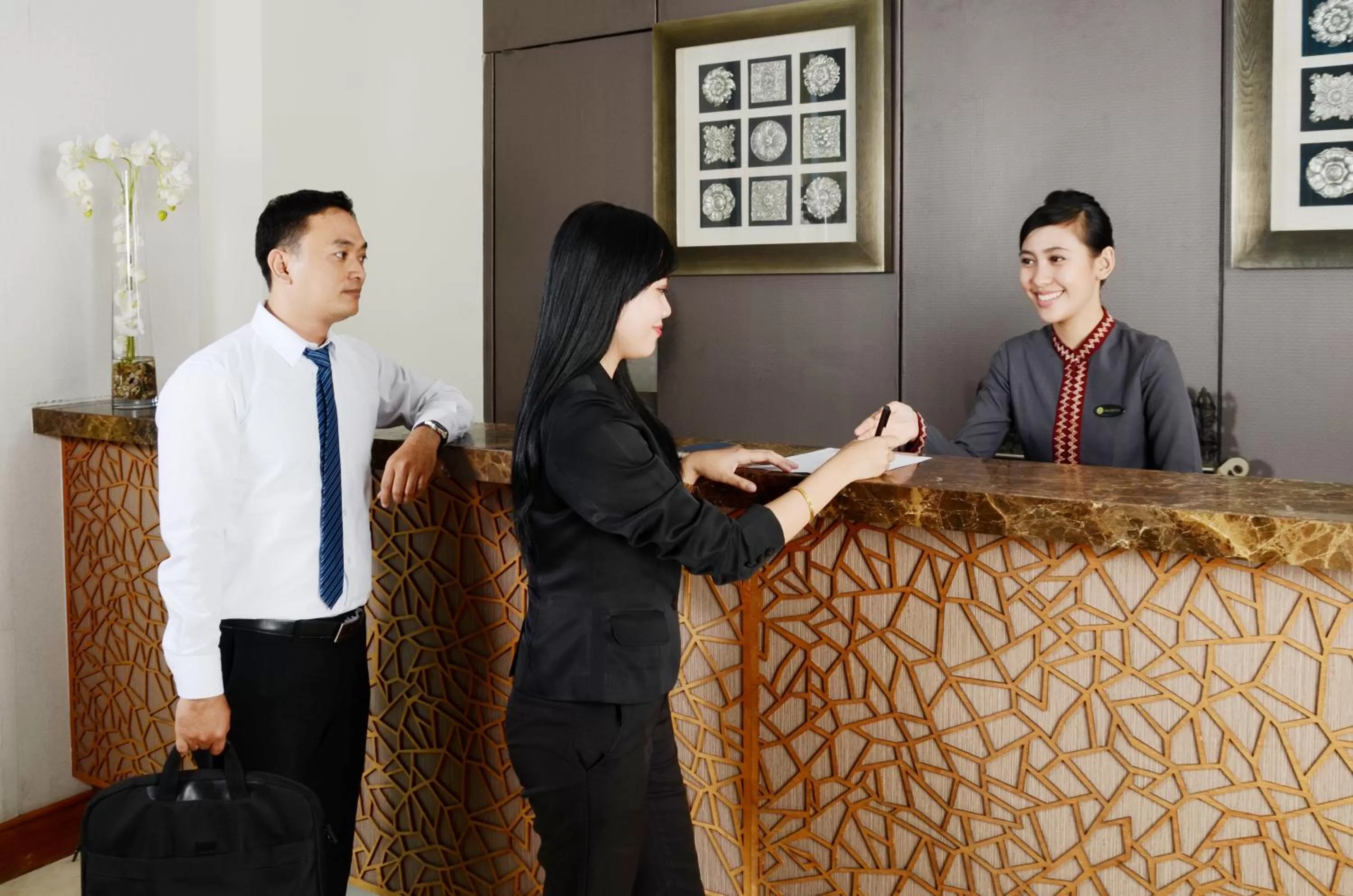 Lobby or reception in Emersia Hotel and Resort