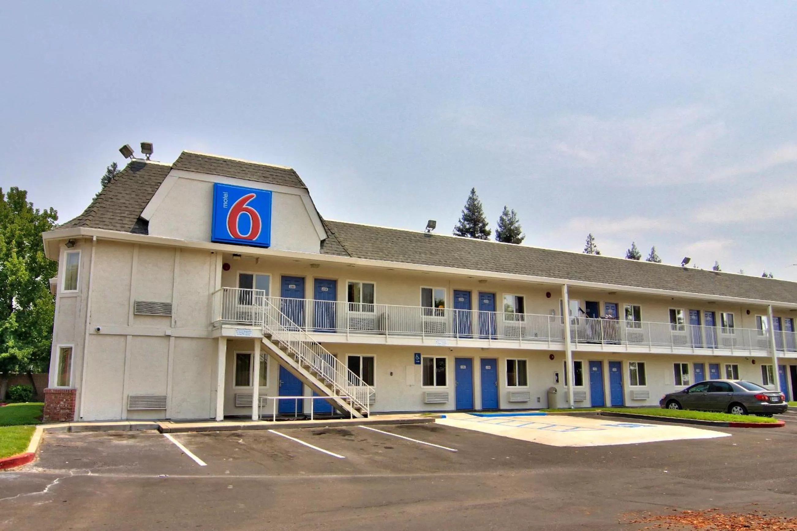 Property building in Motel 6-Sacramento, CA - South Sacramento and Elk Grove