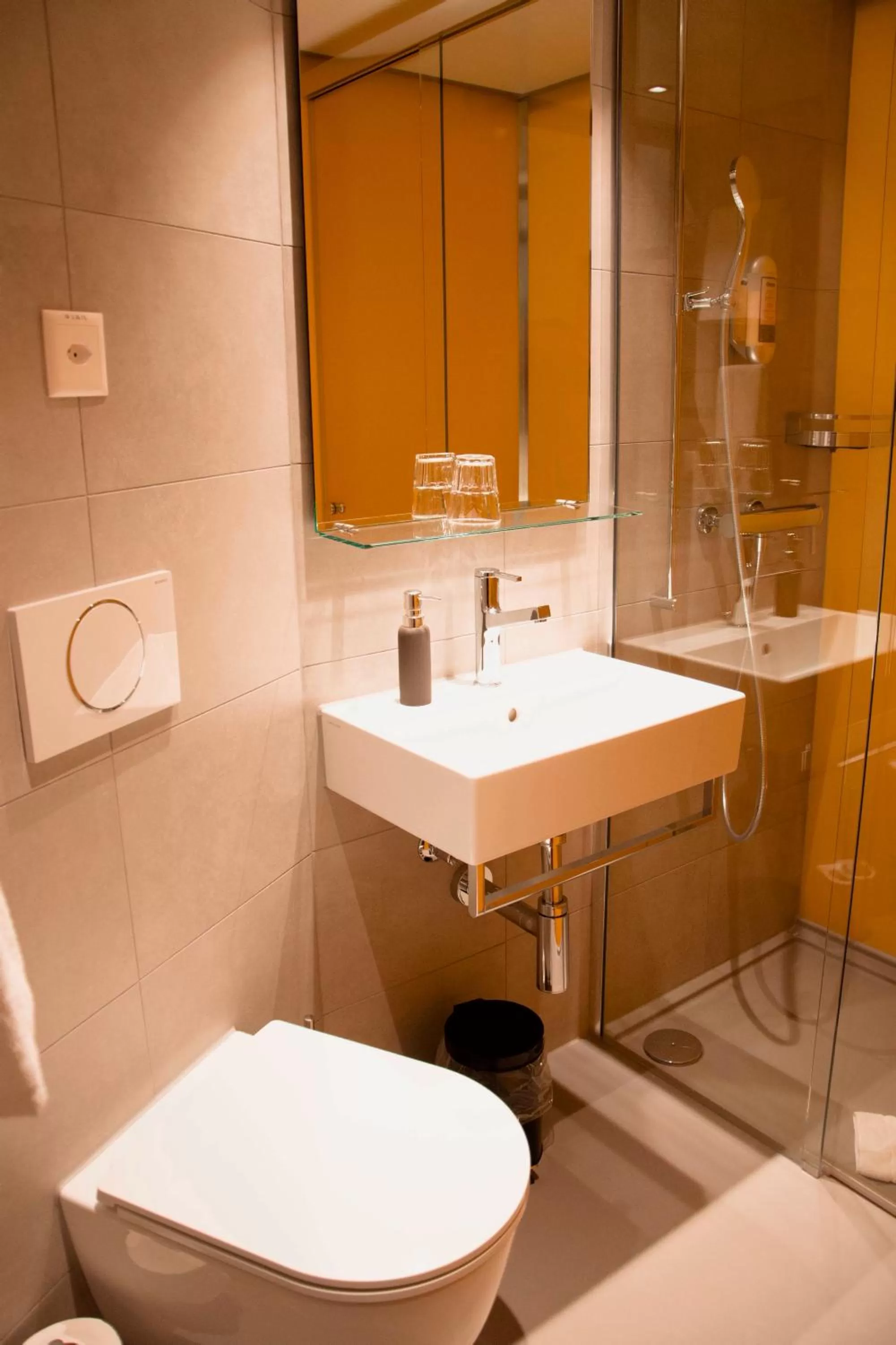 Shower in Goldener Schlüssel