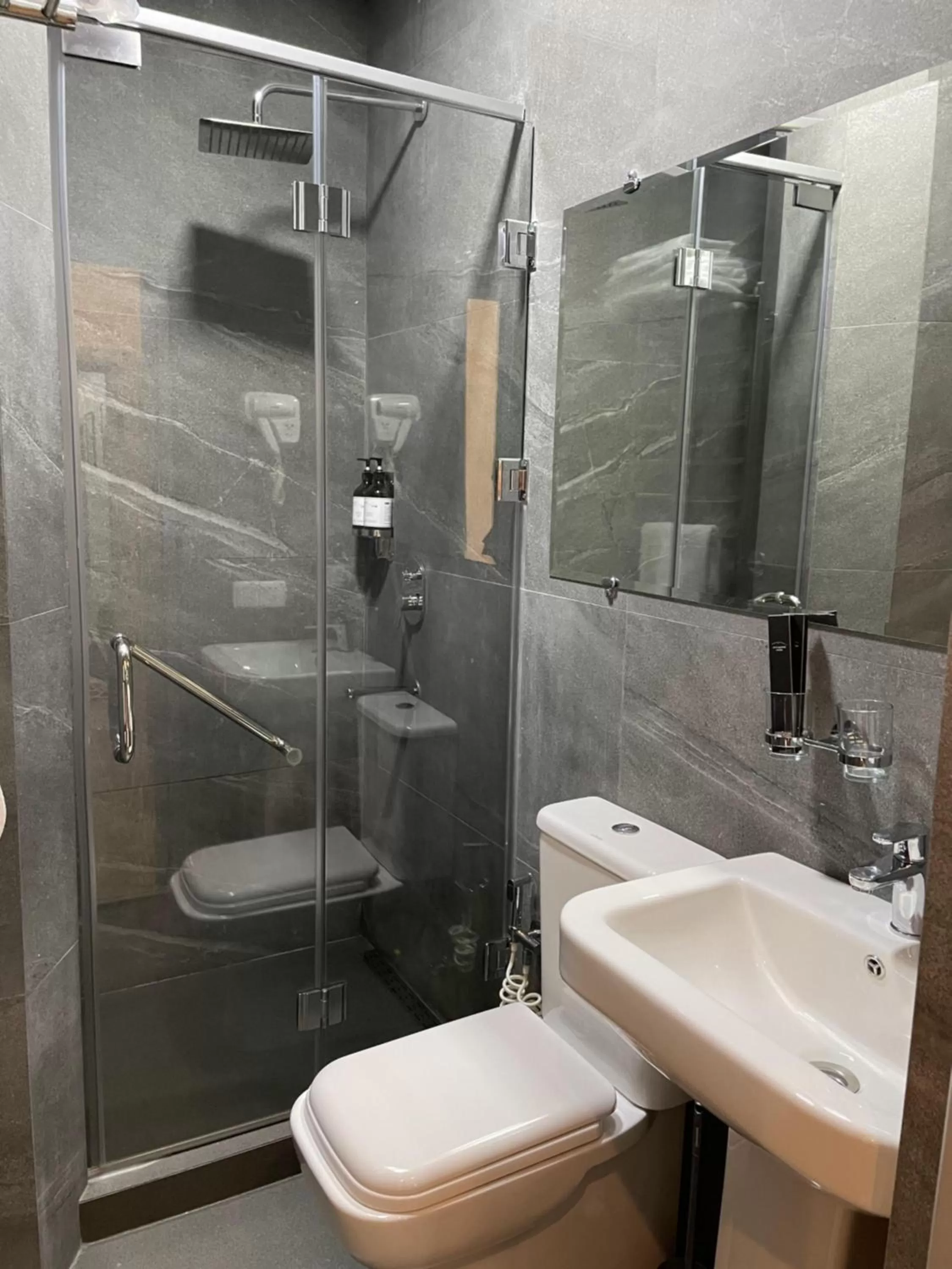Bathroom in City Centre Hotel