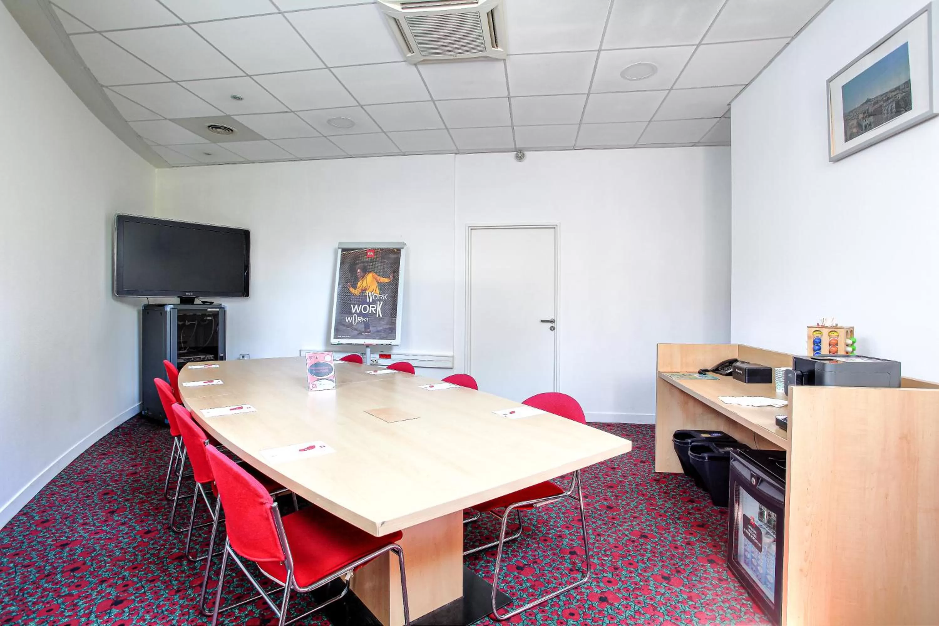 Meeting/conference room in ibis Marseille Centre Gare Saint Charles