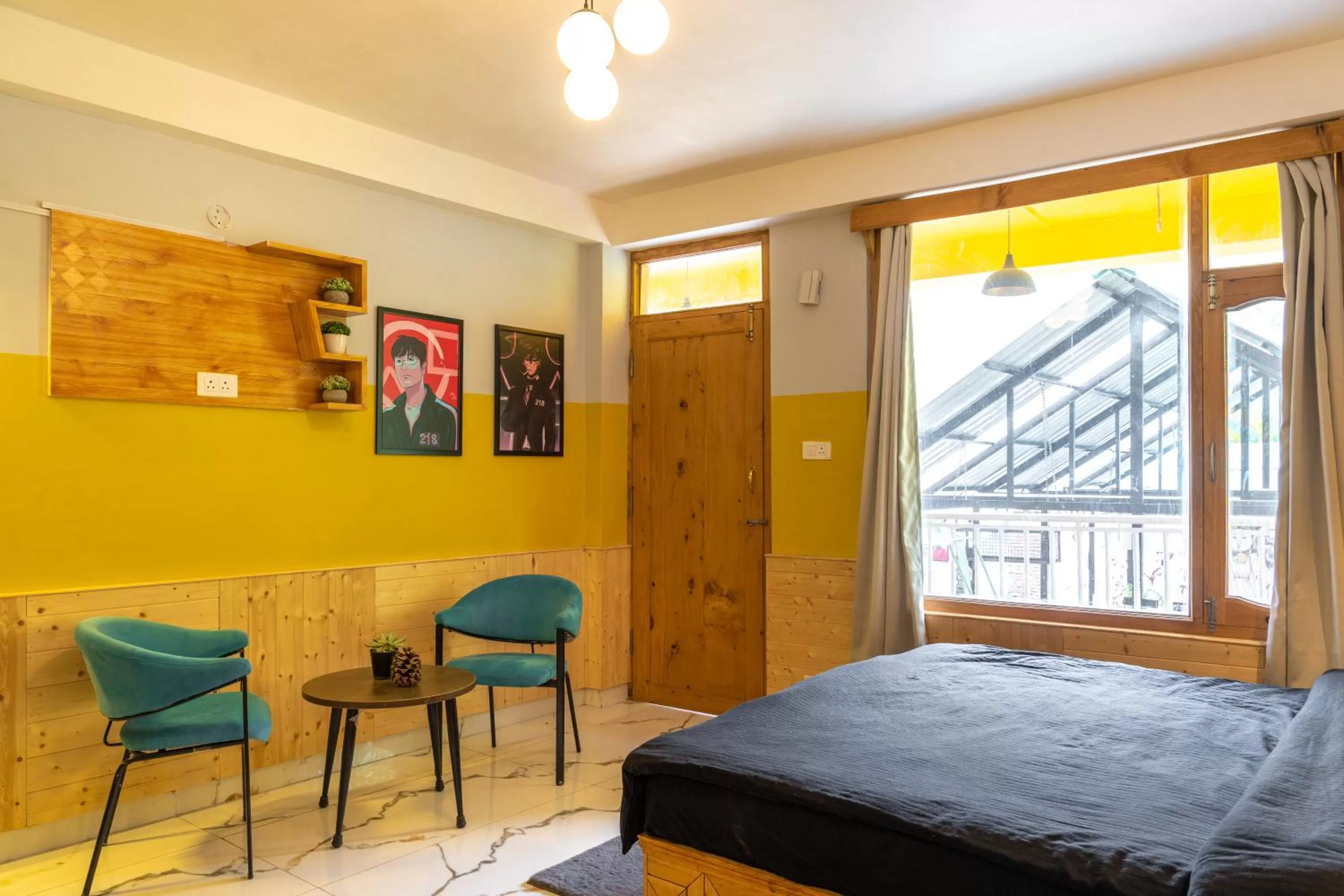 Bed in Whoopers Hostel Manali