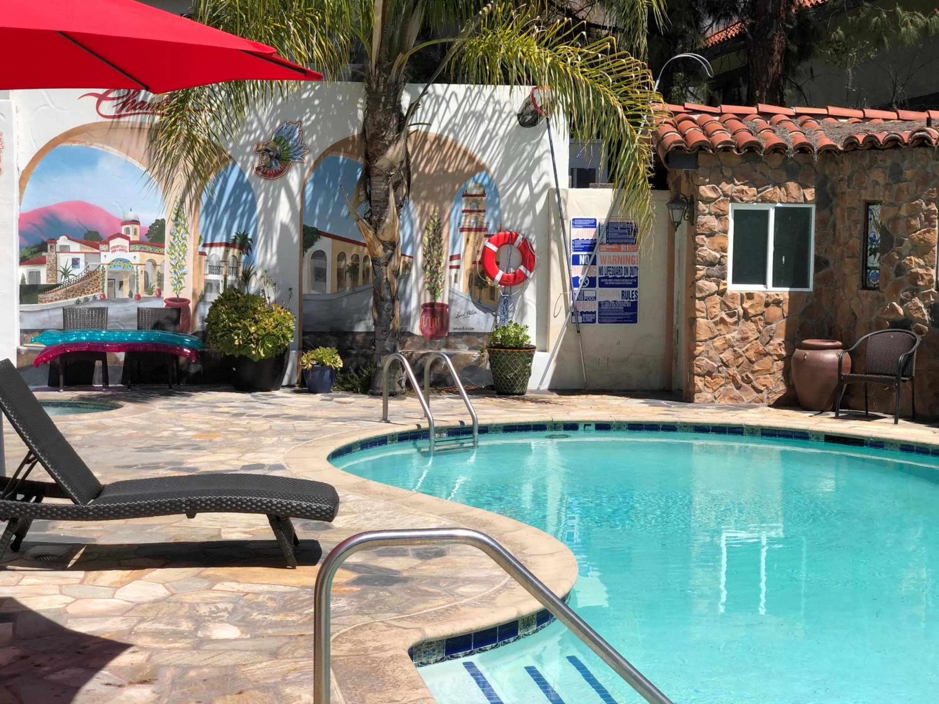 Hot Tub in Chantico Inn