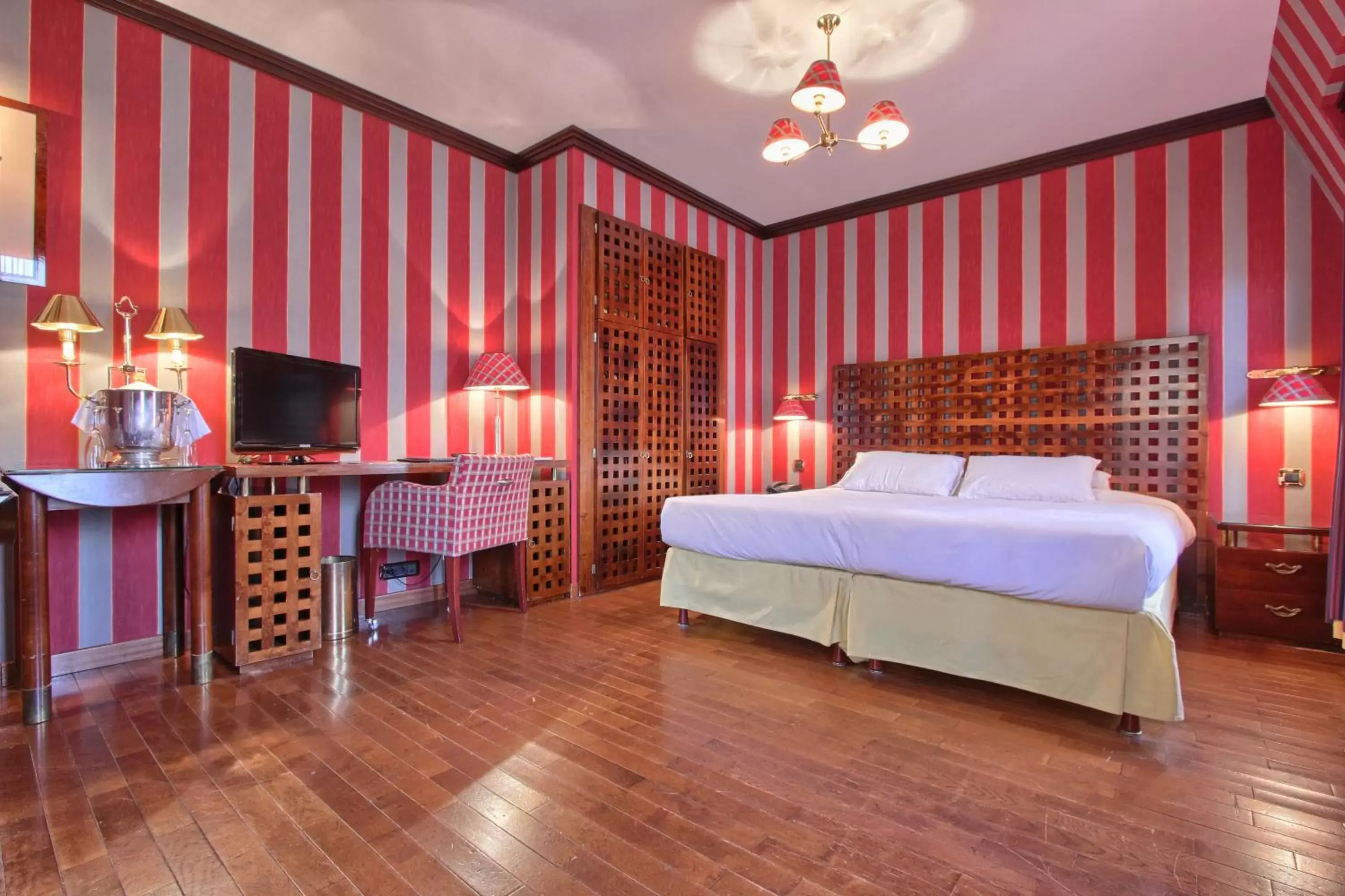 Deluxe Room in Villa Pantheon Deluxe Room in Villa Pantheon