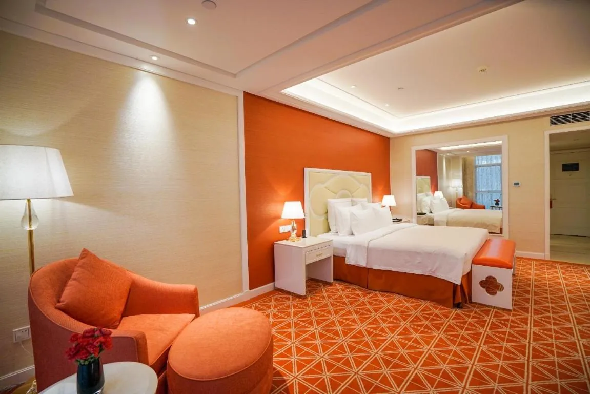 Photo of the whole room, Bed in Wyndham Grand Plaza Royale Ningbo