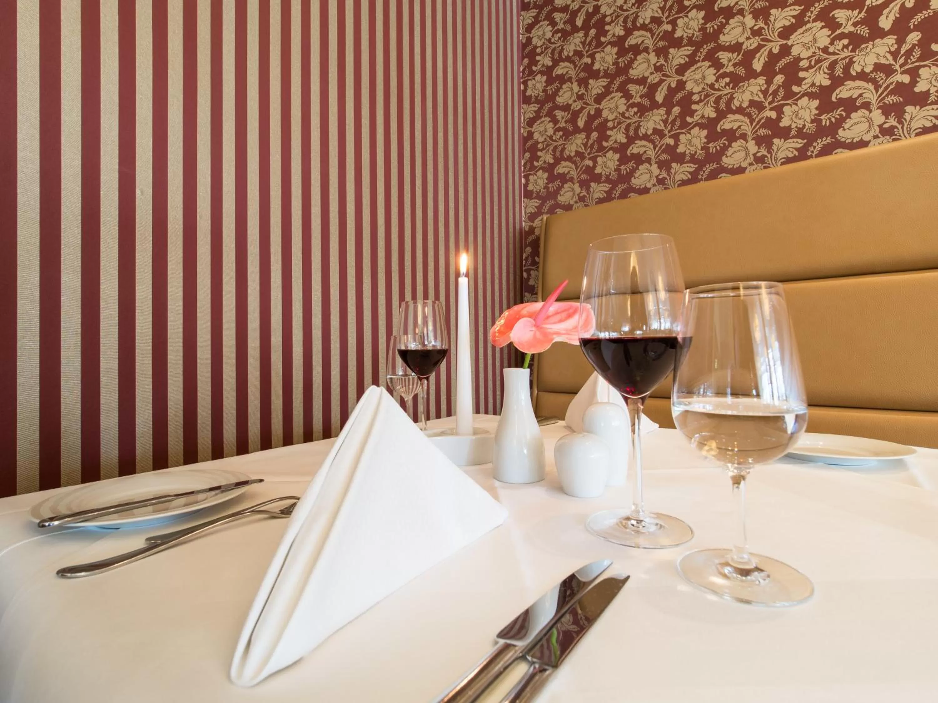 Restaurant/places to eat in Hotel an der Oper