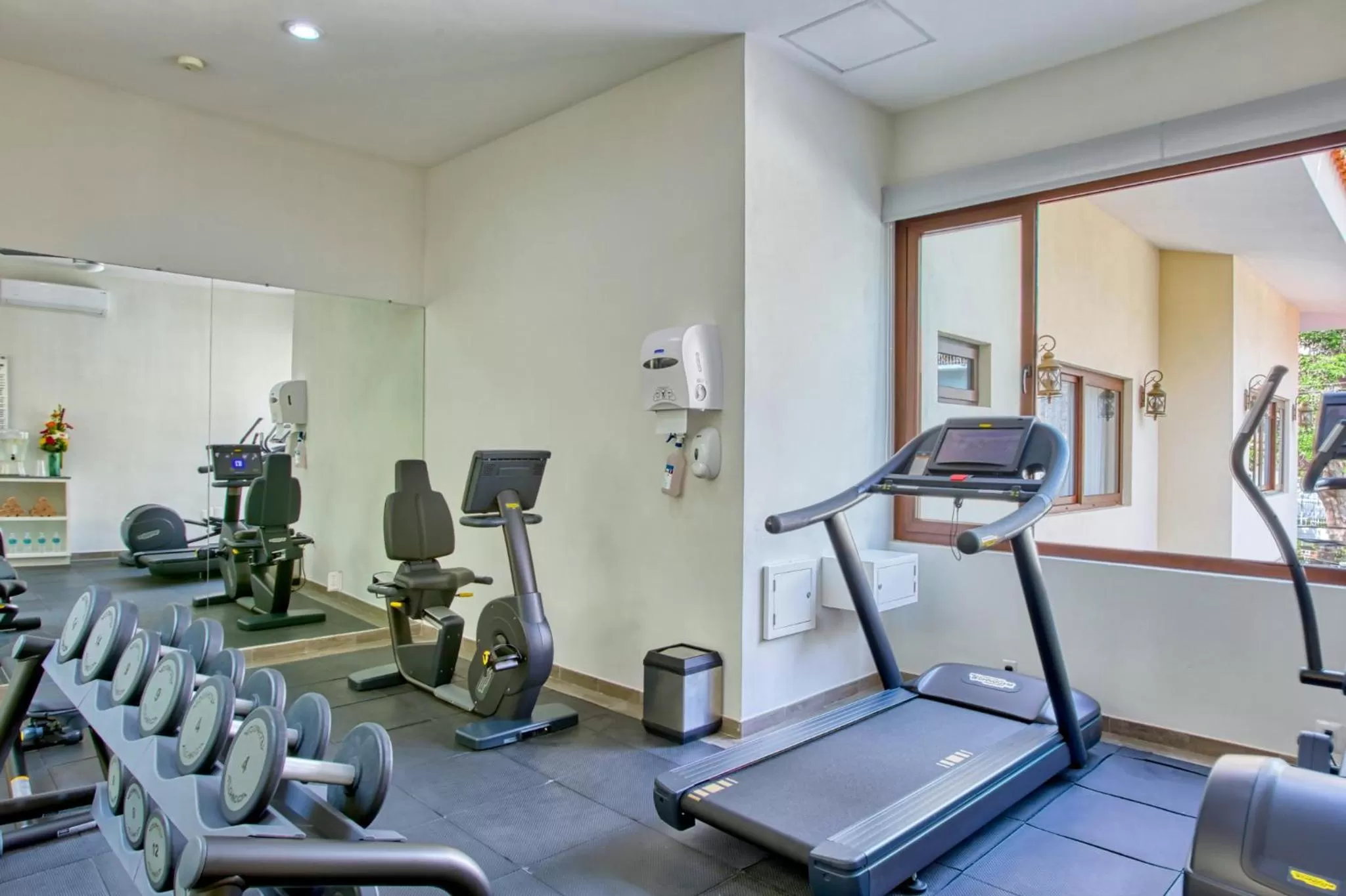 Fitness centre/facilities in Casa Nicole Hotel Boutique