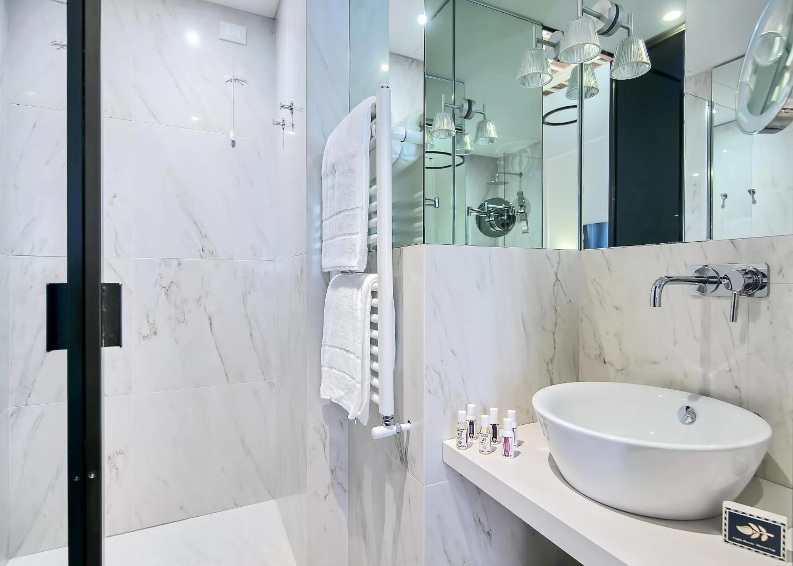 Bathroom in Boutique Centrale Palace Hotel