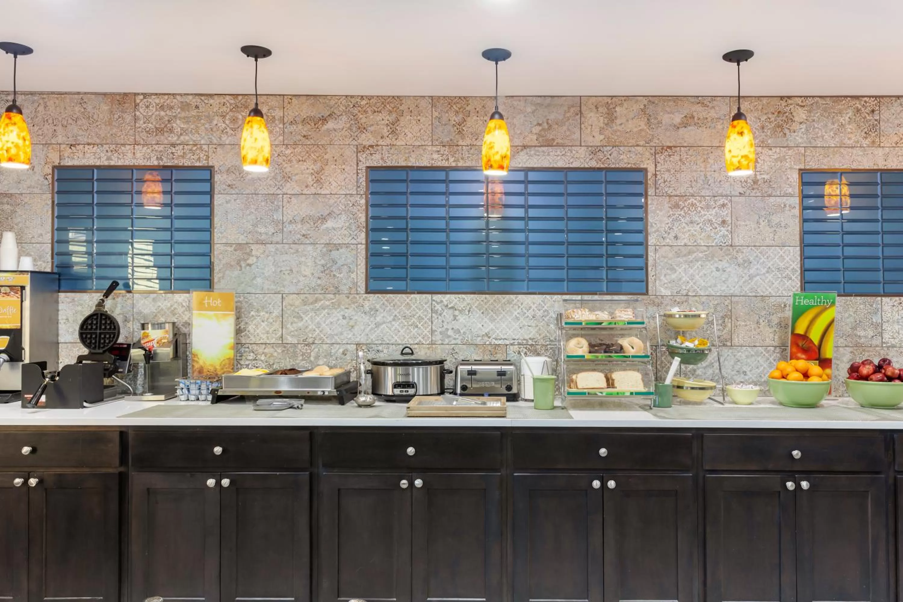 Coffee/tea facilities in Quality Inn & Suites Goodyear - Phoenix West