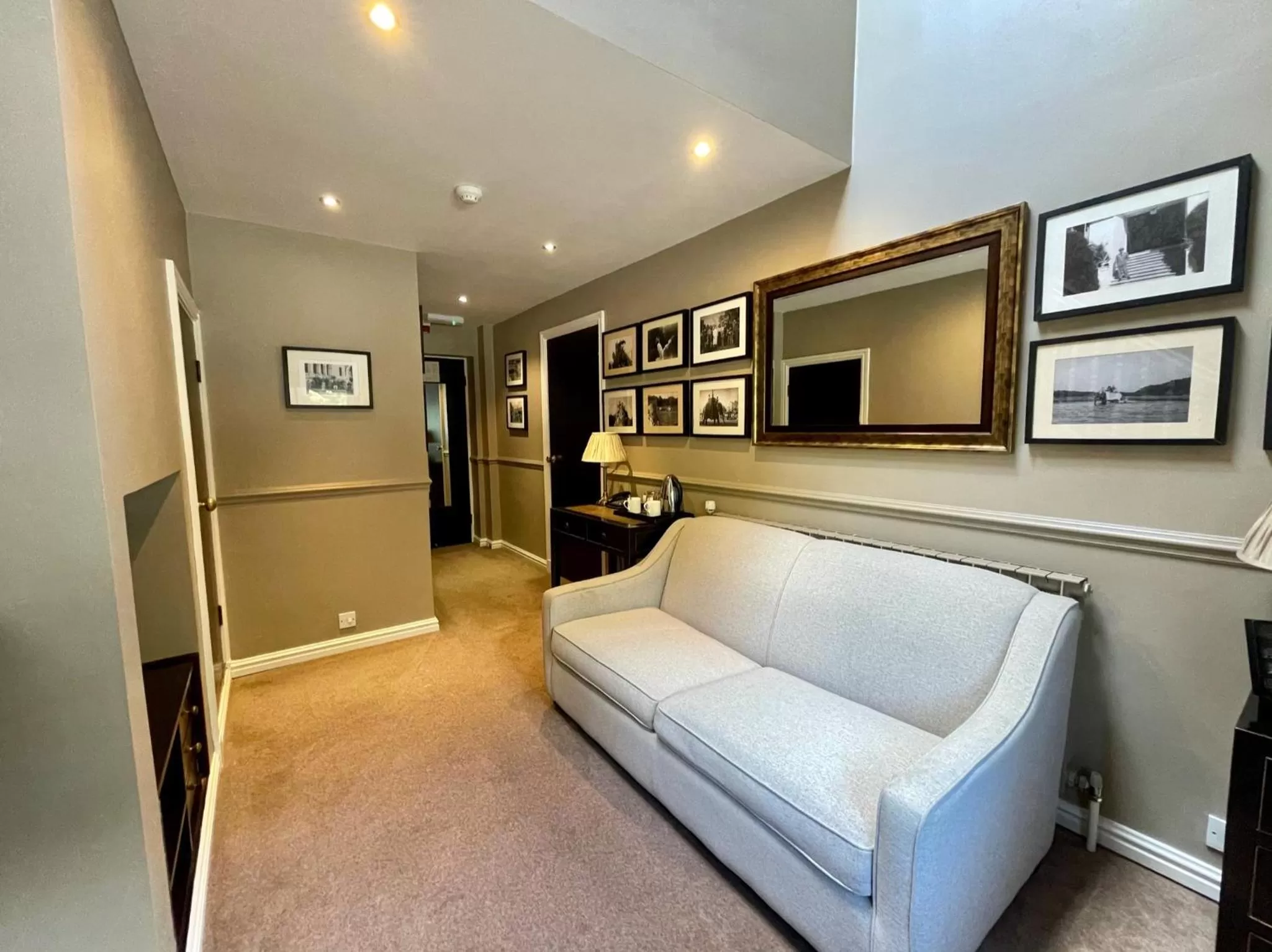 Bedroom in Holdsworth House Hotel