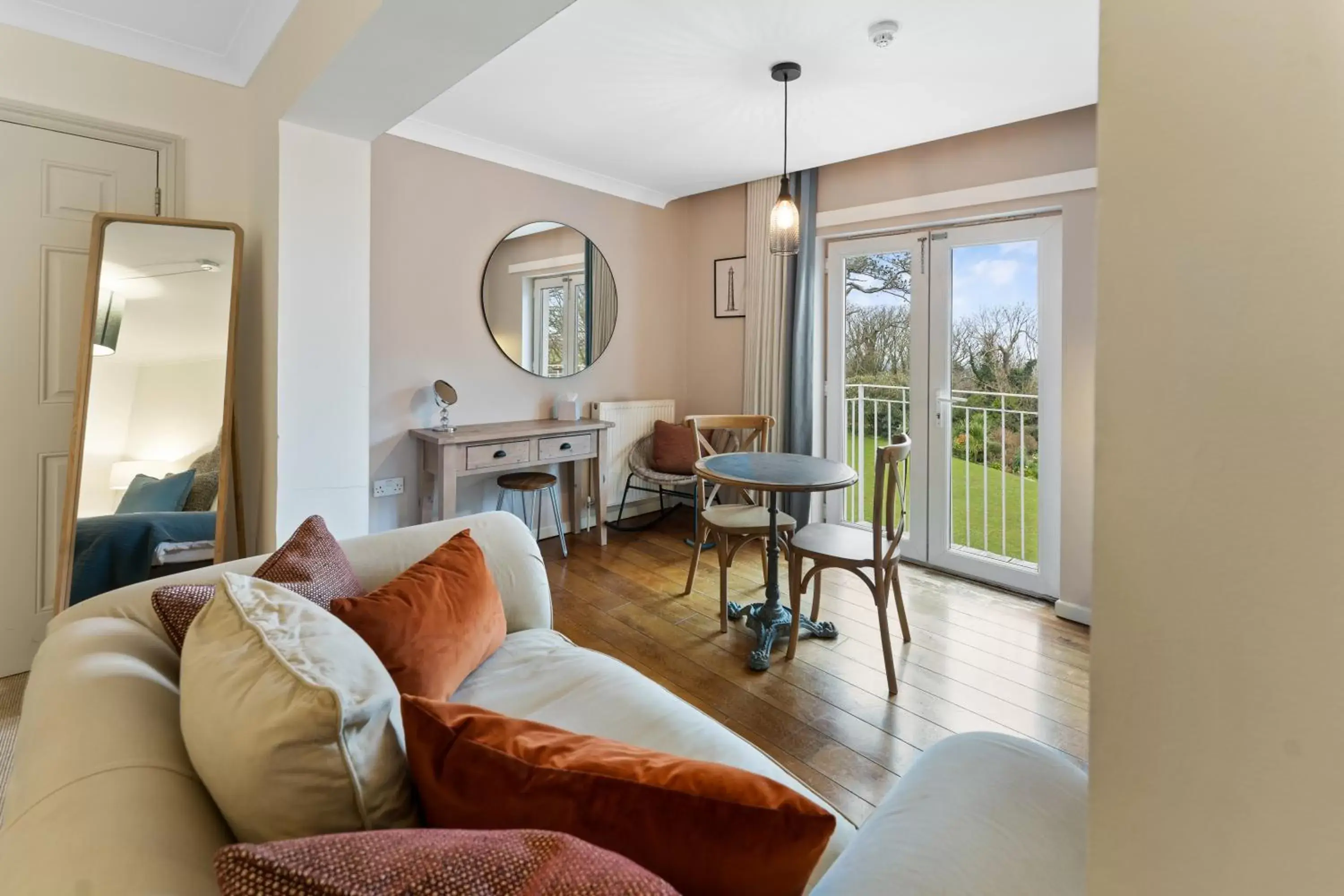 Studio with Sea View in The Rosevine Studio with Sea View in The Rosevine