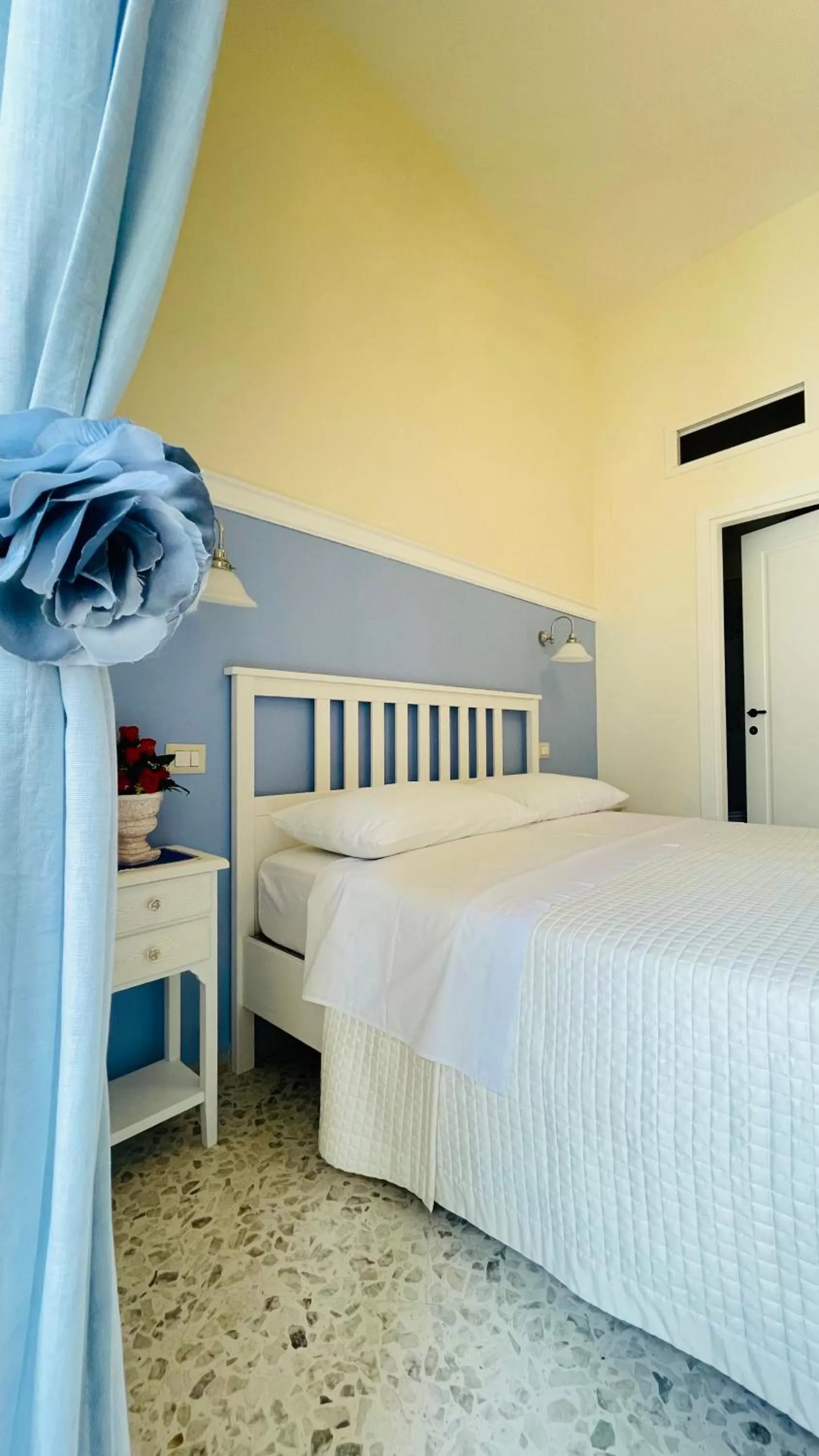 Bed in Bed & Breakfast Al Borgo Antico