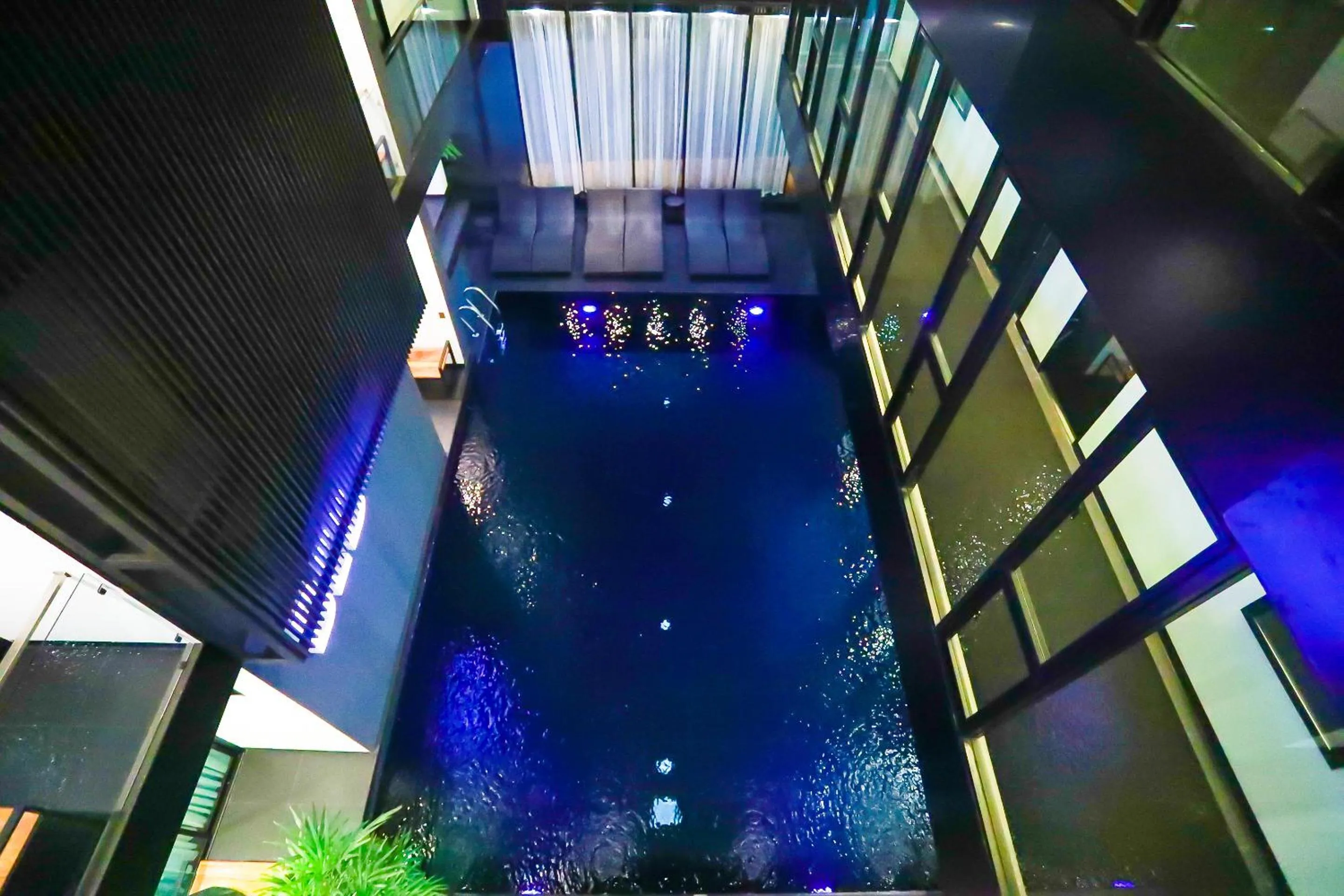 Night in BED Chiangmai Gate- Adults Only