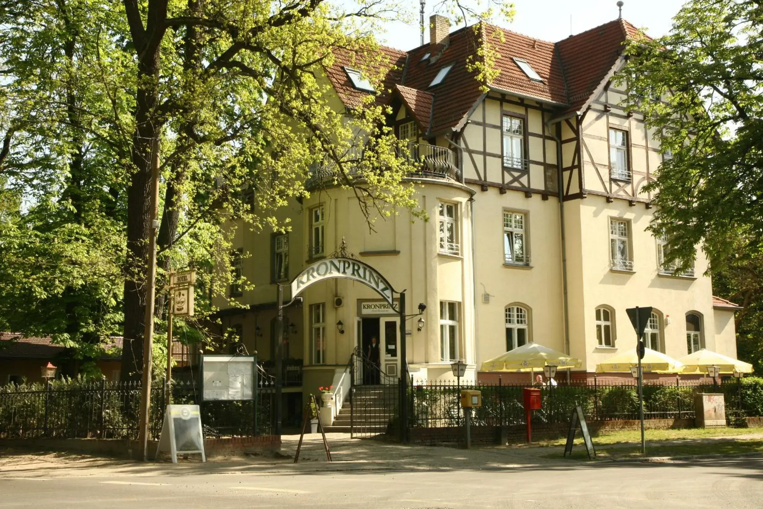 Hotel Kronprinz Hotel Kronprinz