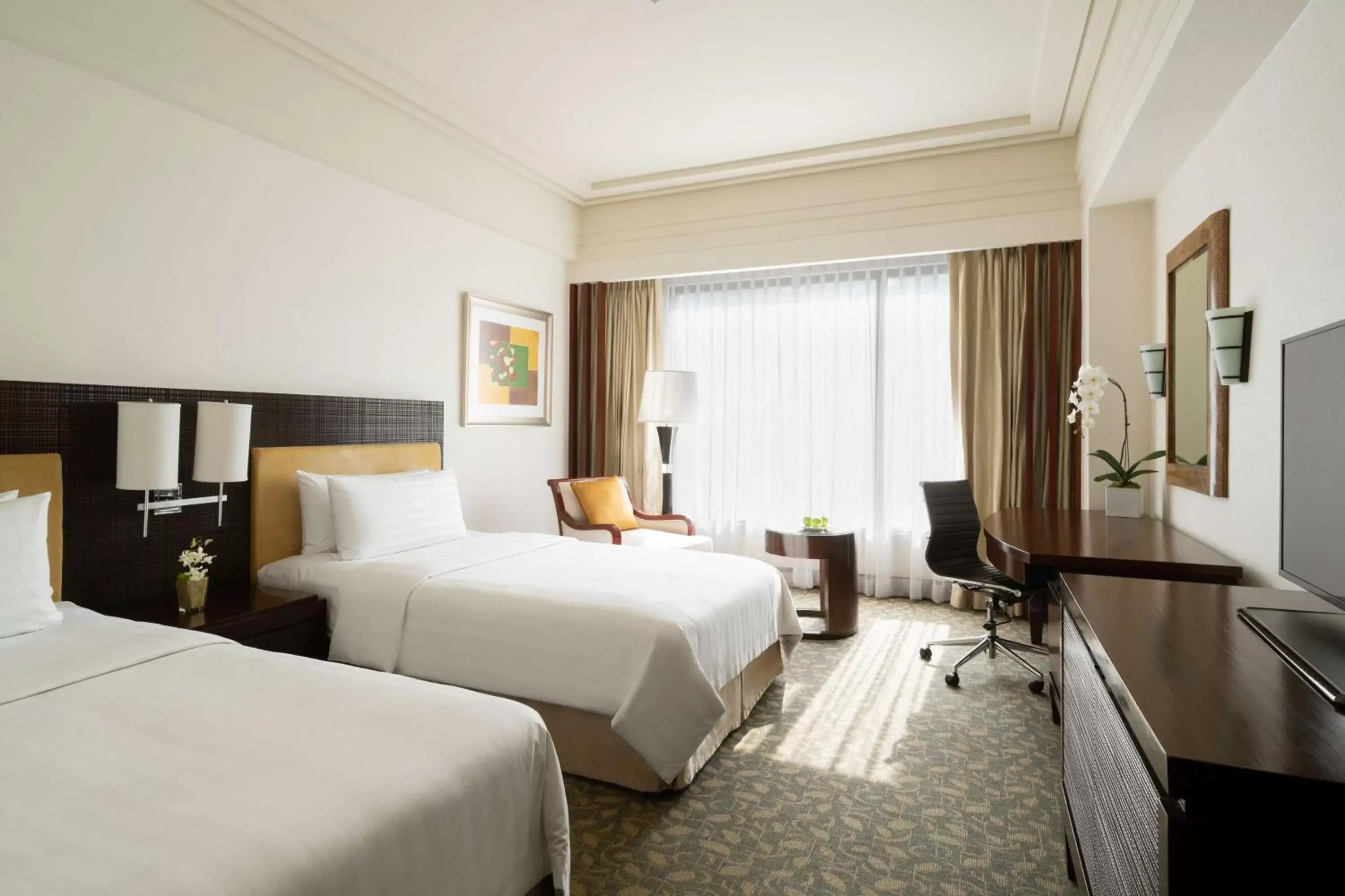 Garden Wing Horizon Deluxe Room Twin - single occupancy in Edsa Shangri-La, Manila Garden Wing Horizon Deluxe Room Twin - single occupancy in Edsa Shangri-La, Manila