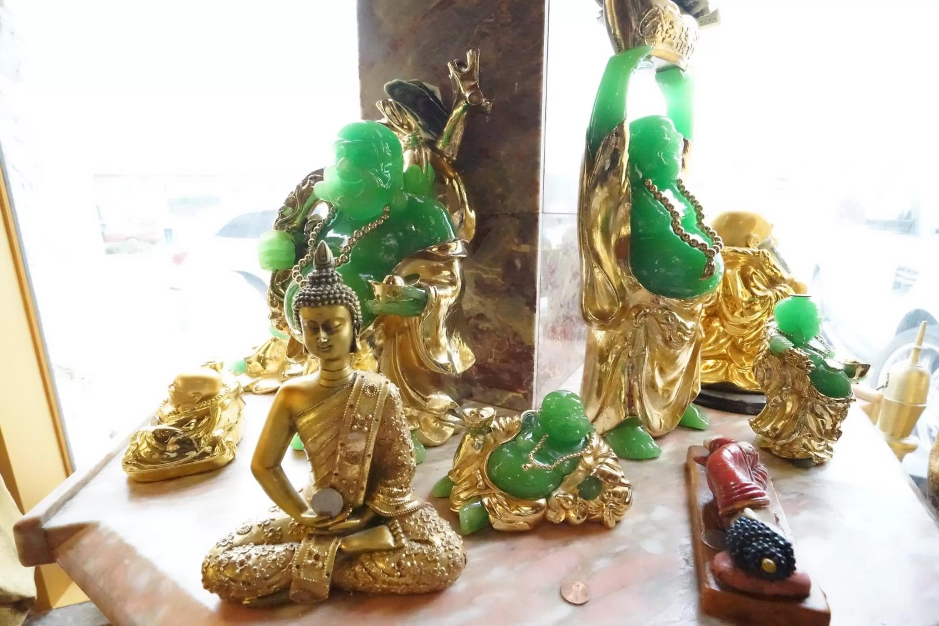 Lobby or reception in Paris Suites Hotel