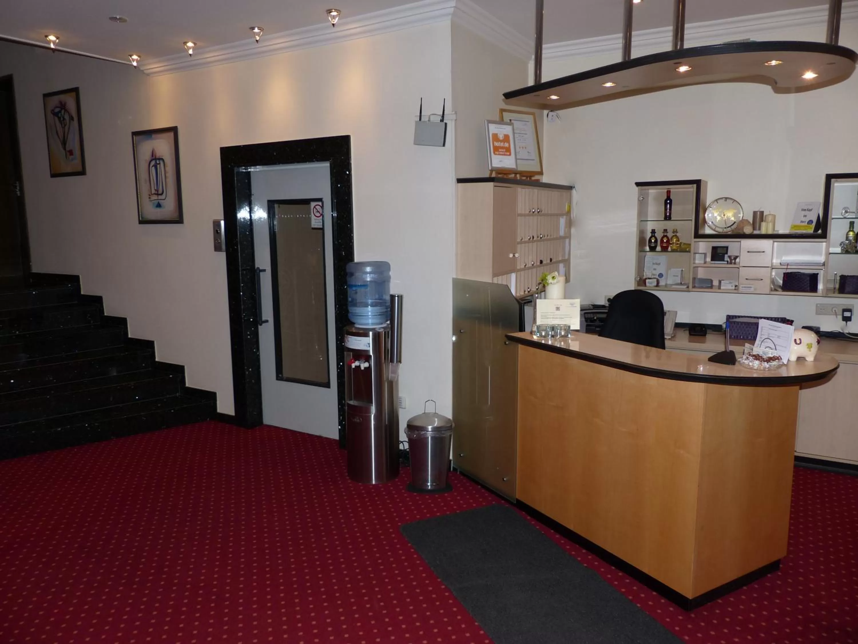 Lobby or reception in City Hotel by celina