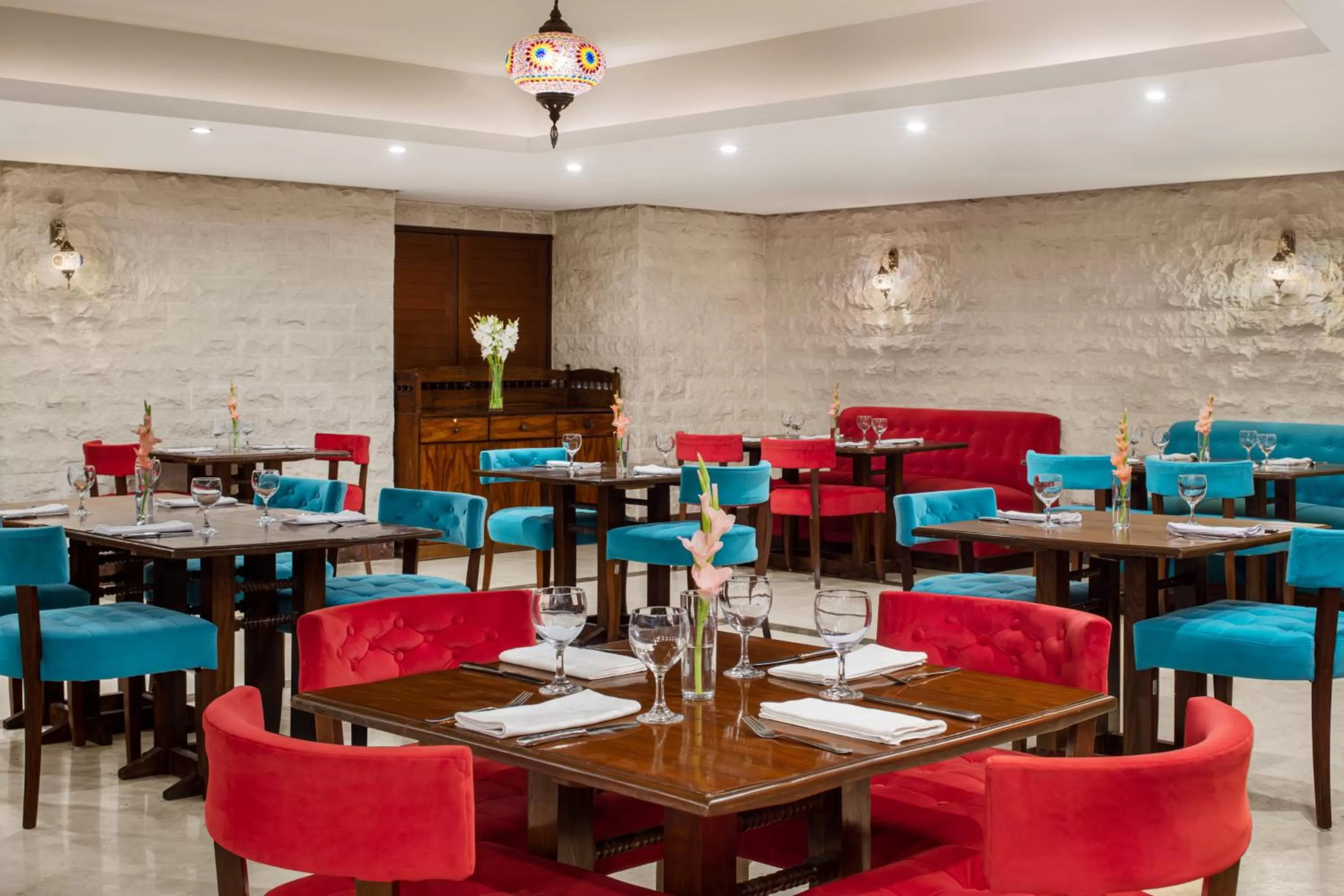 Restaurant/places to eat in Mövenpick Hotel Karachi