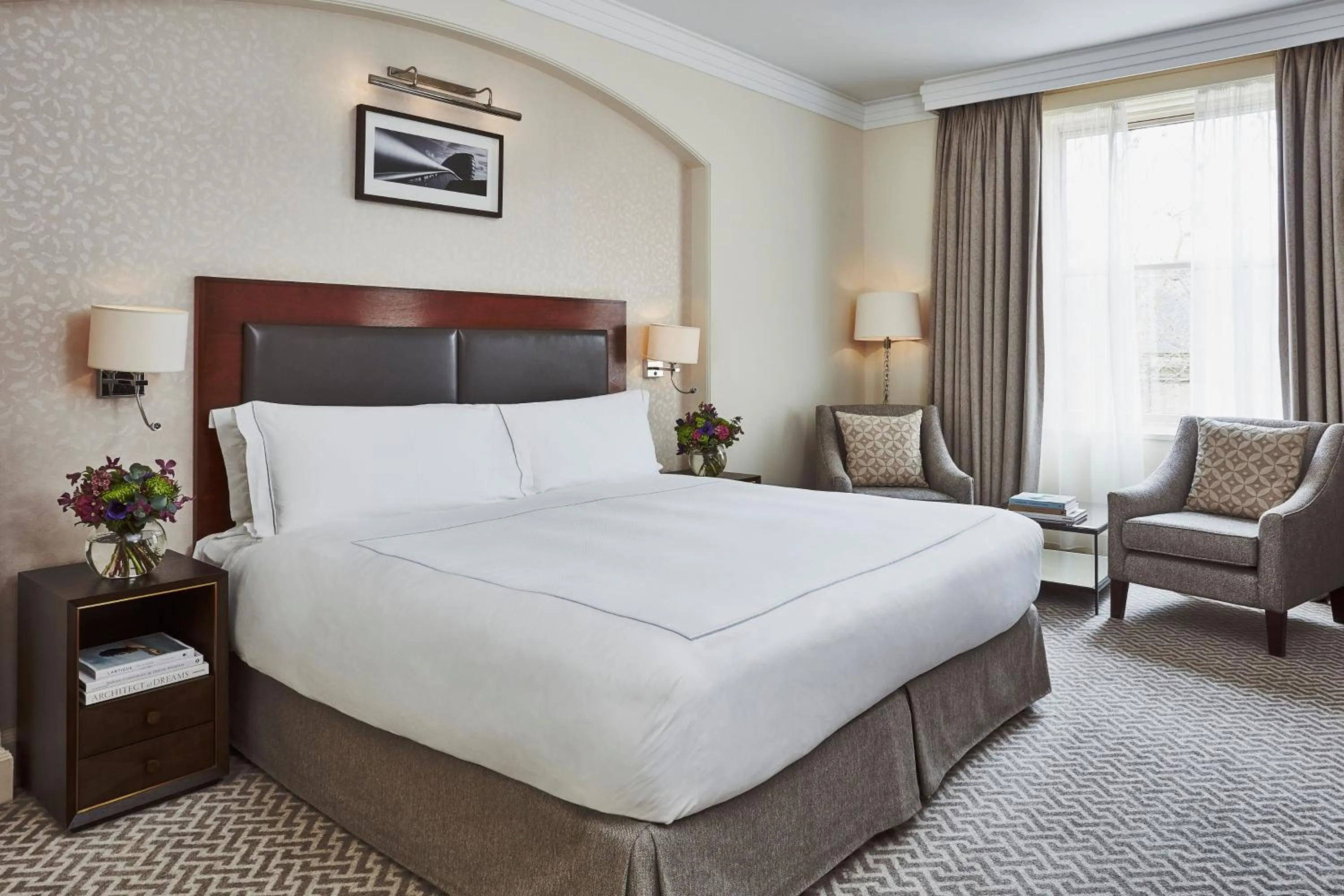 Classic Room in The Berkeley, Maybourne