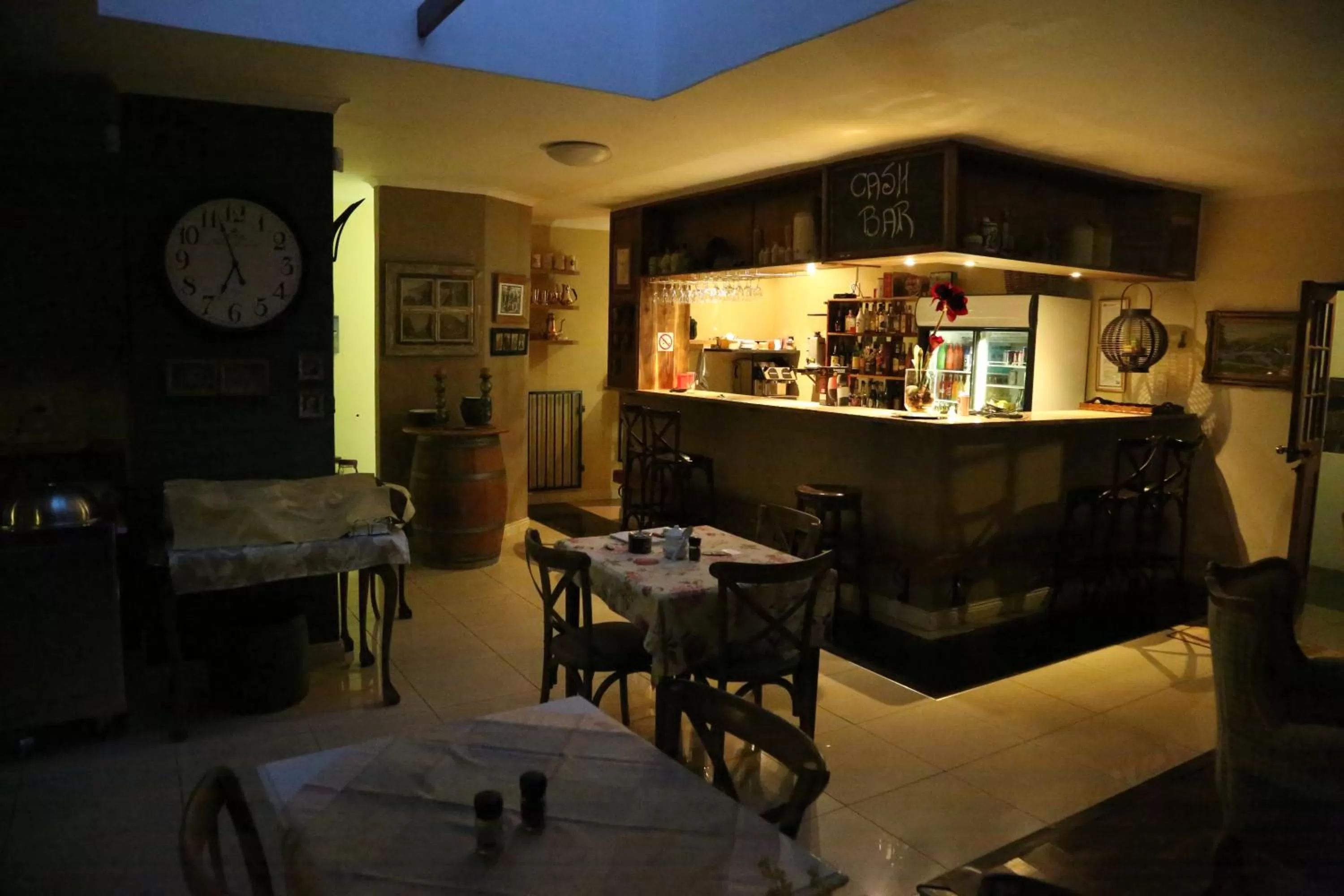 Restaurant/Places to Eat in The Highveld Cape Inn