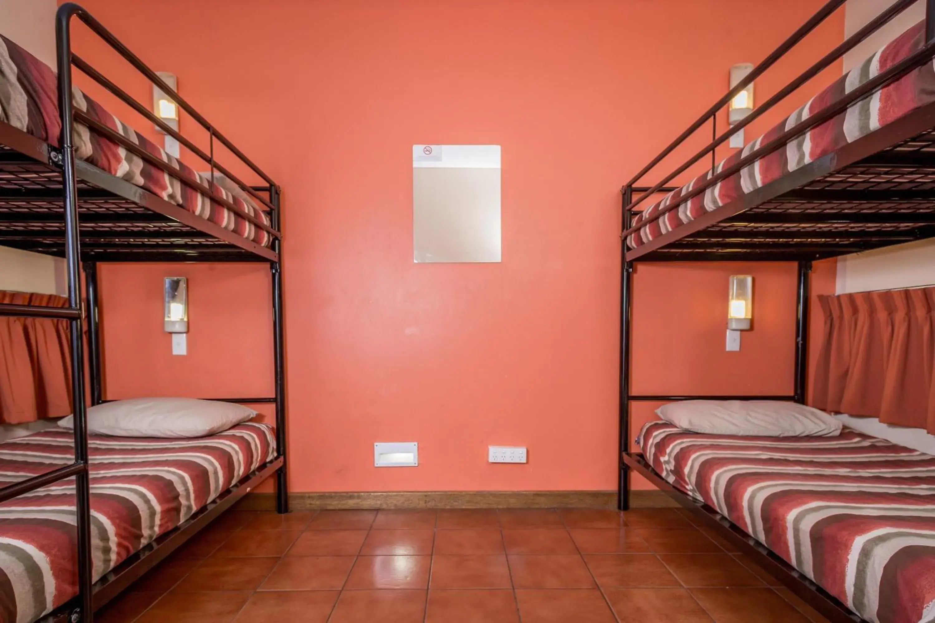 Single Bed in 4-Bed Male Dormitory Room in YHA Alice Springs Single Bed in 4-Bed Male Dormitory Room in YHA Alice Springs