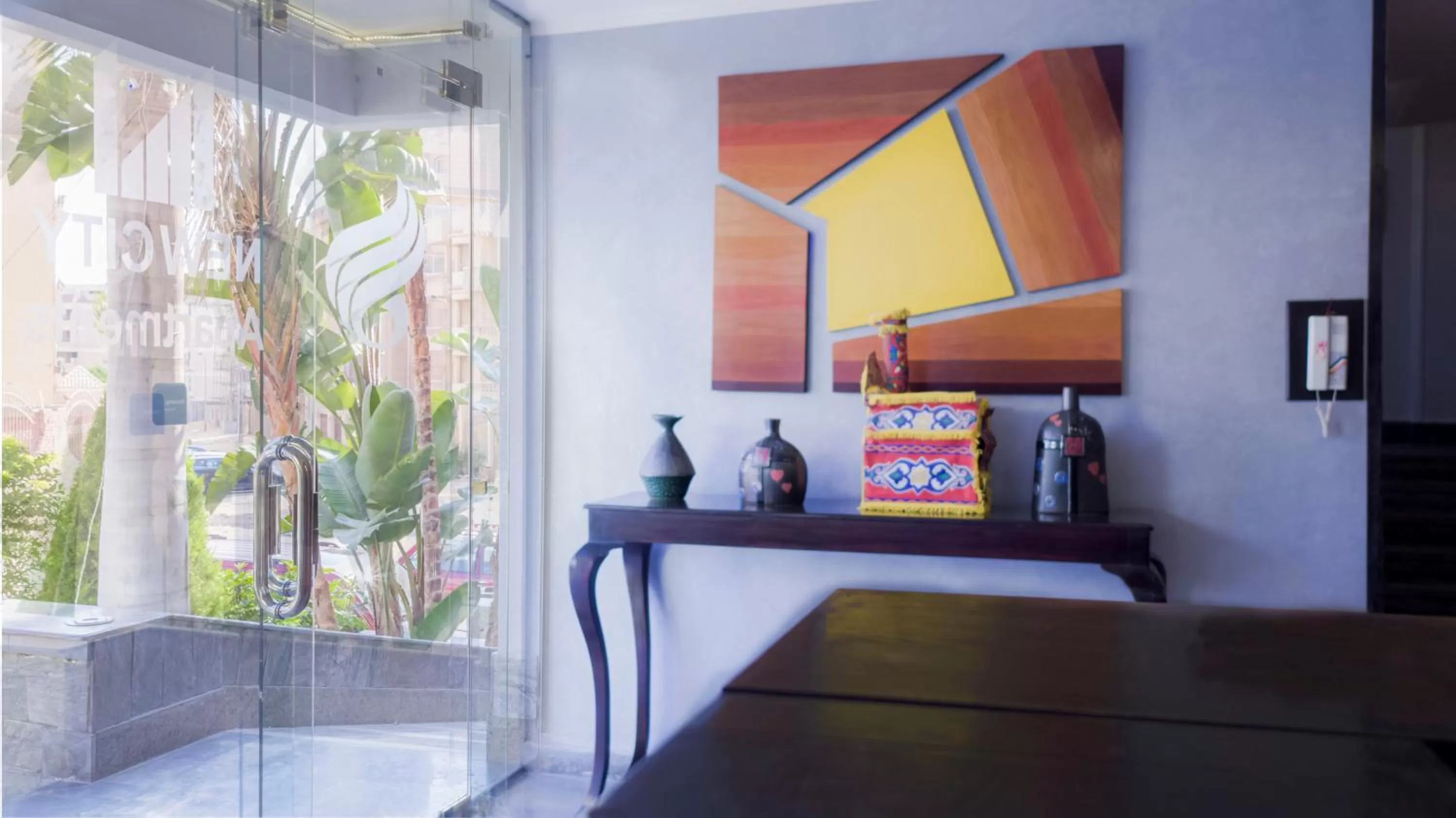 Facade/entrance, Bed in NewCity Hotel & Suites