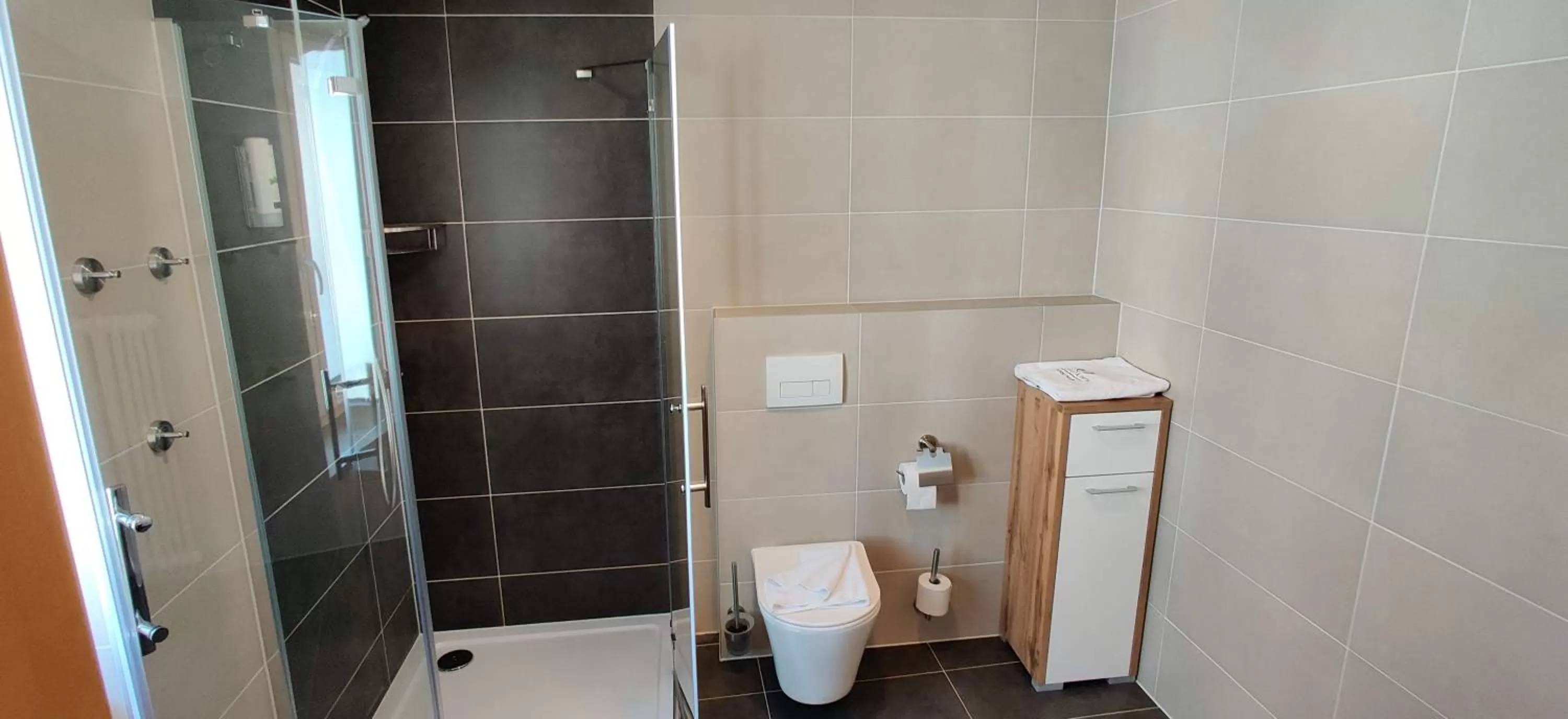 Bathroom in Hotel Goldene Traube