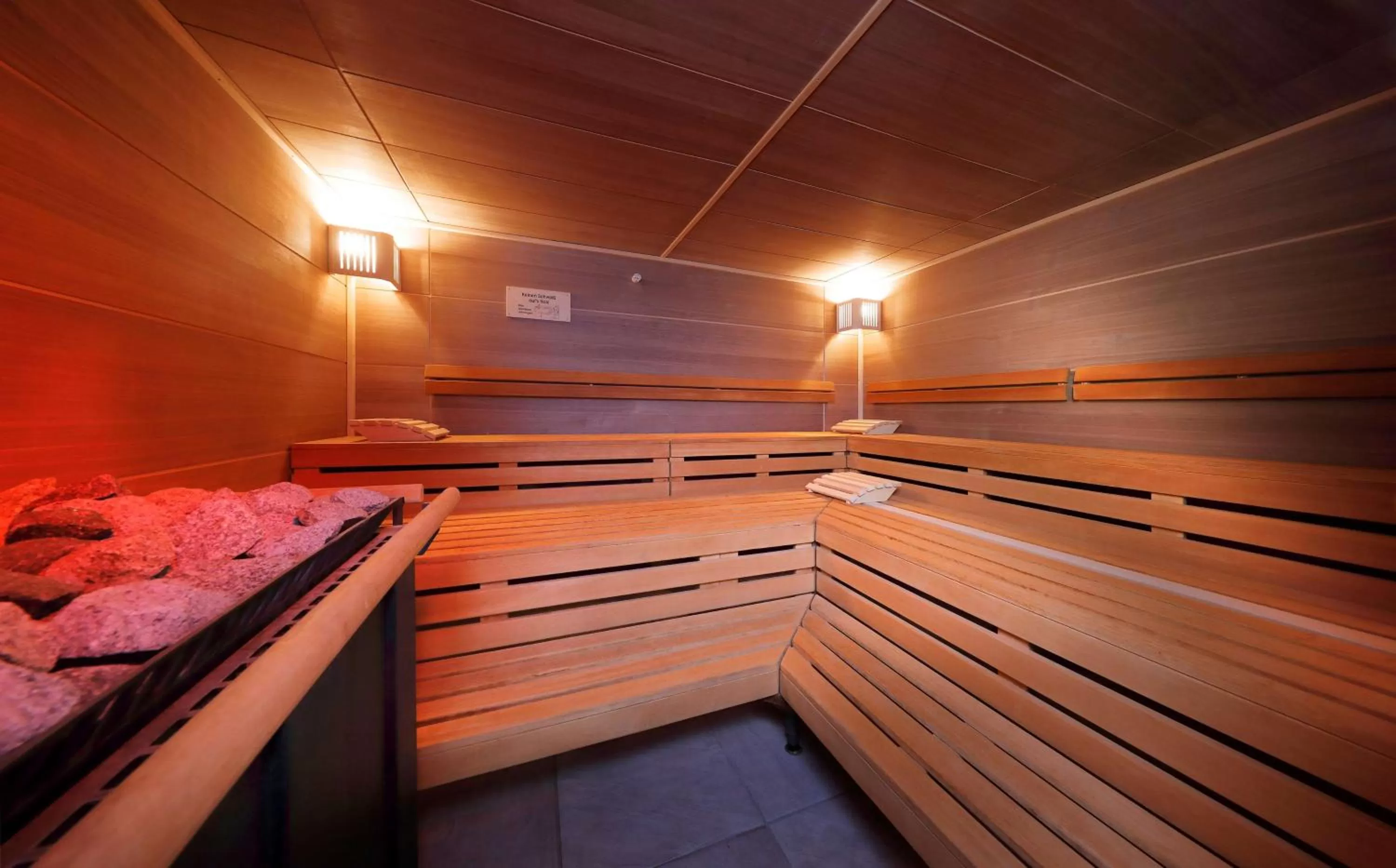 Spa and wellness centre/facilities in Best Western Premier IB Hotel Friedberger Warte