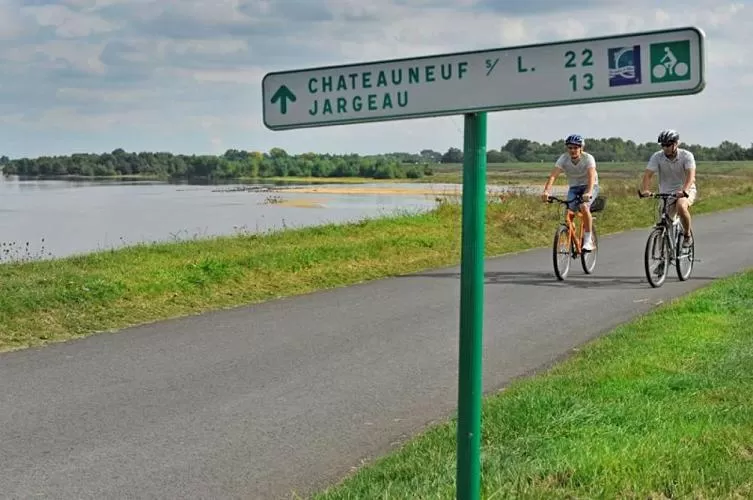 Cycling in Le Cheval Blanc