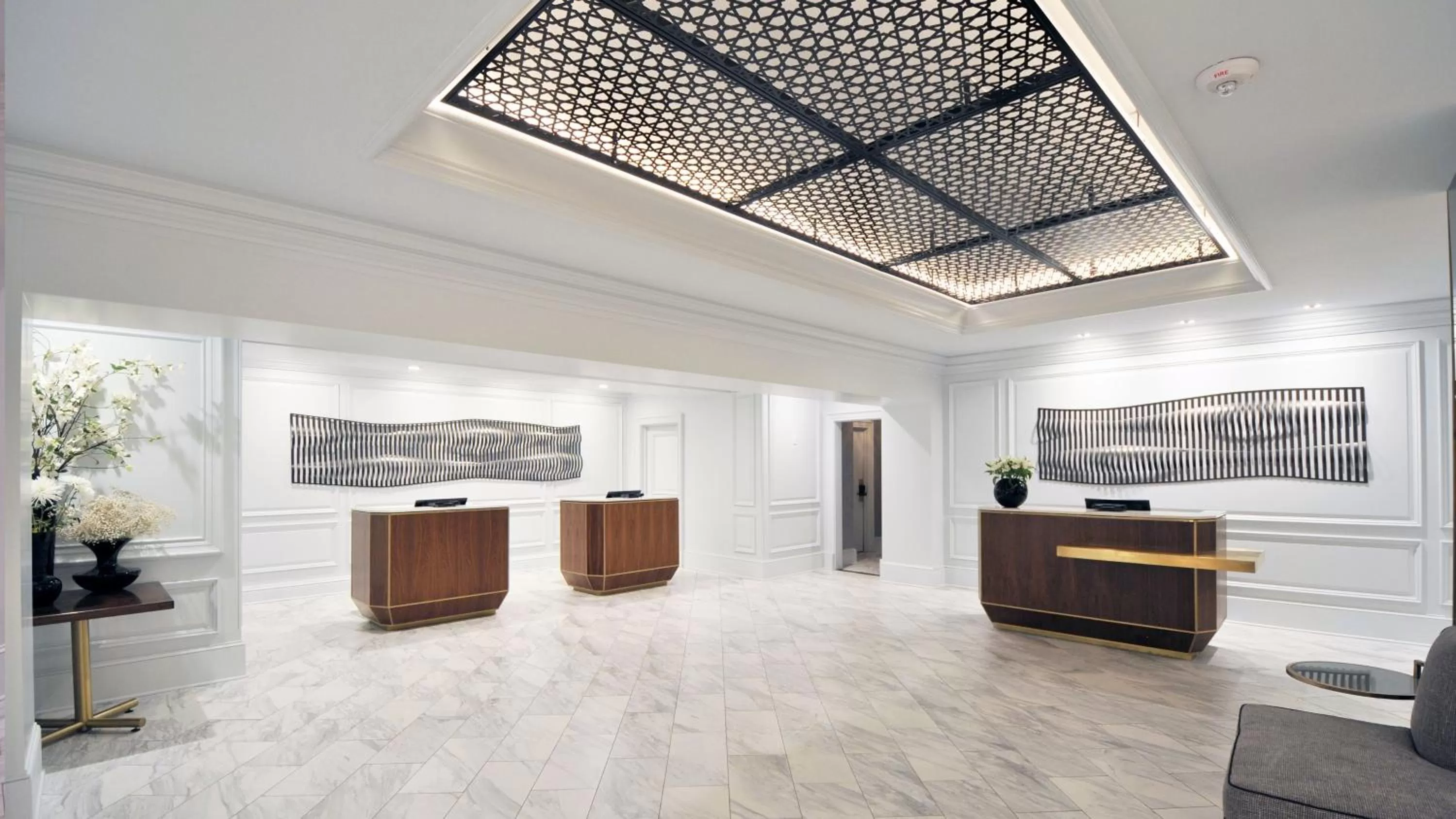 Property building in InterContinental Kansas City at the Plaza by IHG