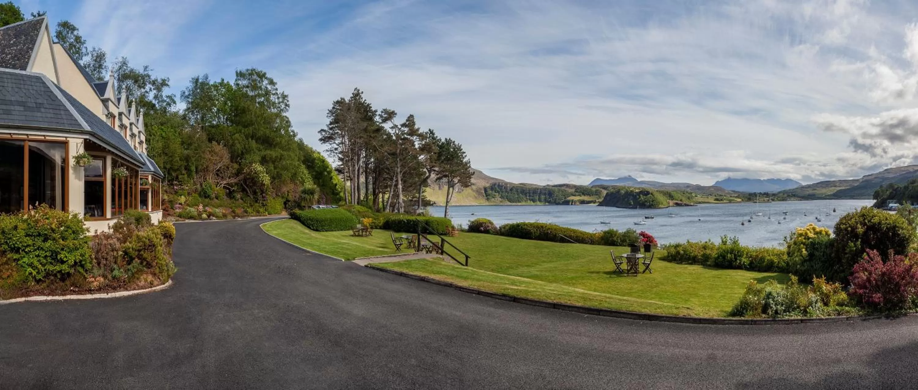 Facade/entrance in Cuillin Hills Hotel