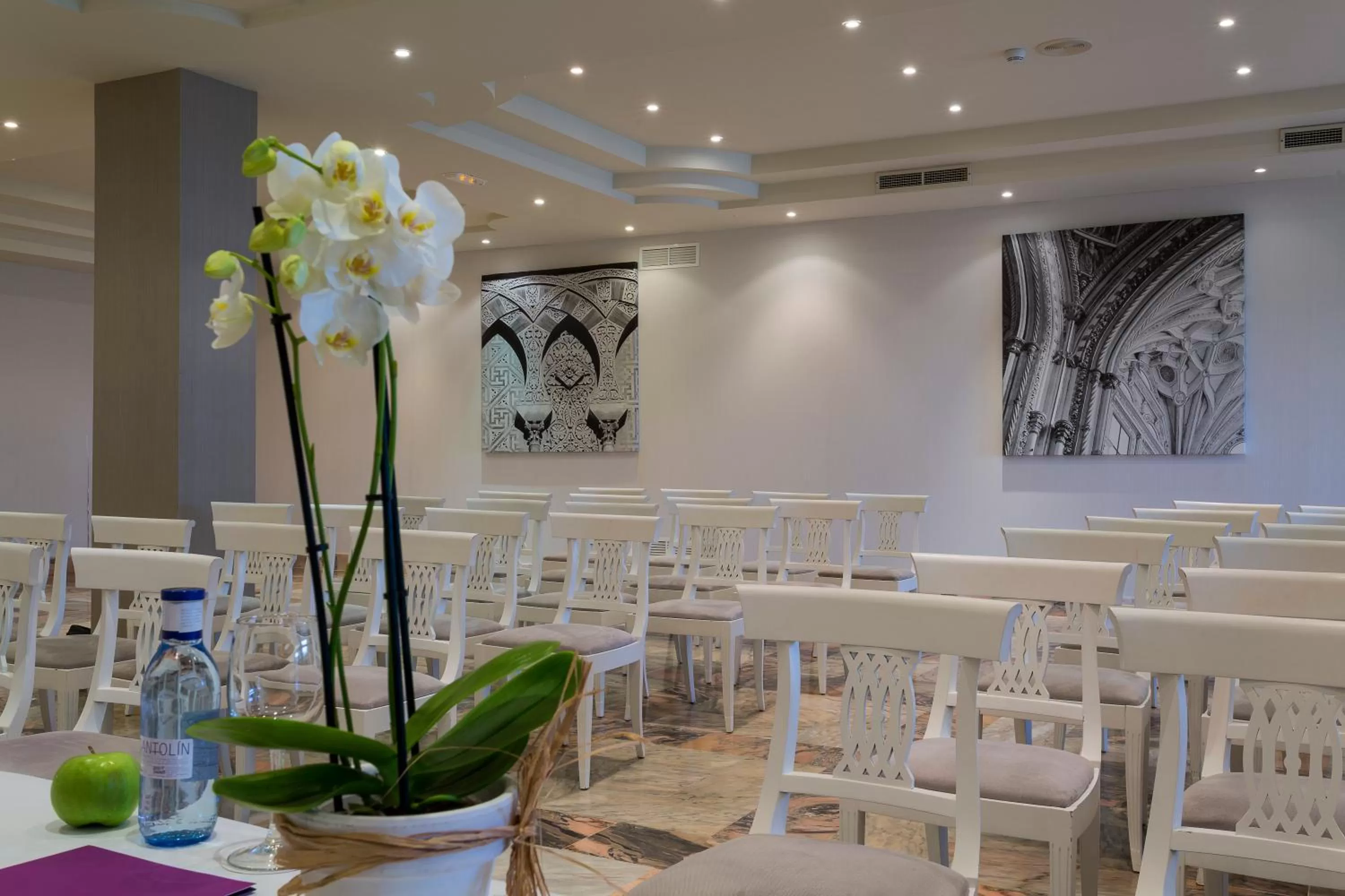 Living room in Crisol Jardines de Córdoba